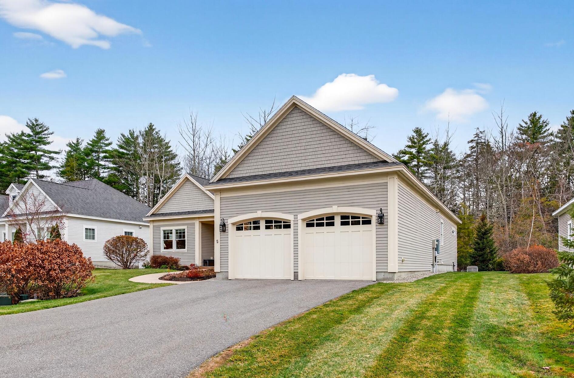5 Lindenwood Lane 5