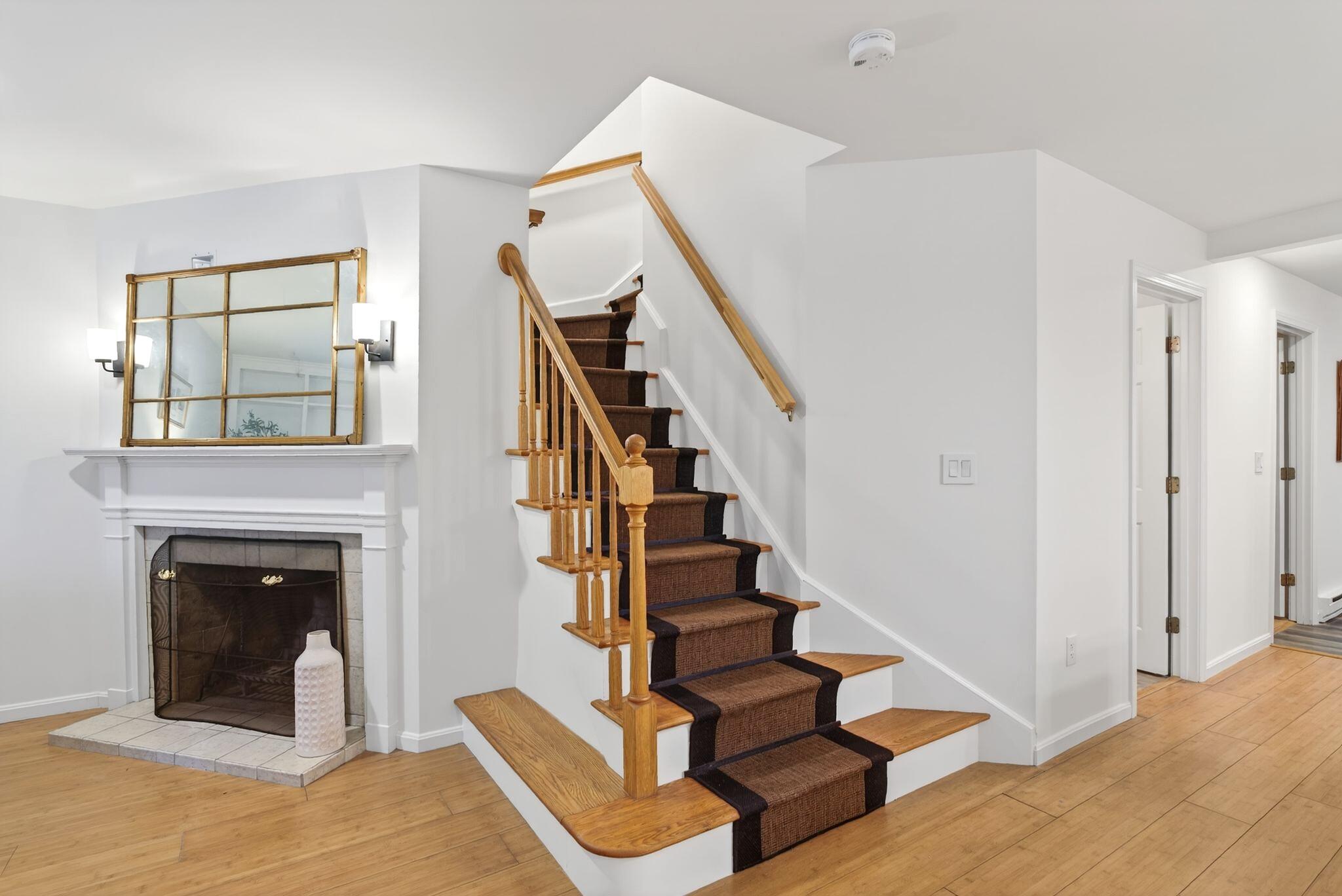 18 Stoneledge Drive 18