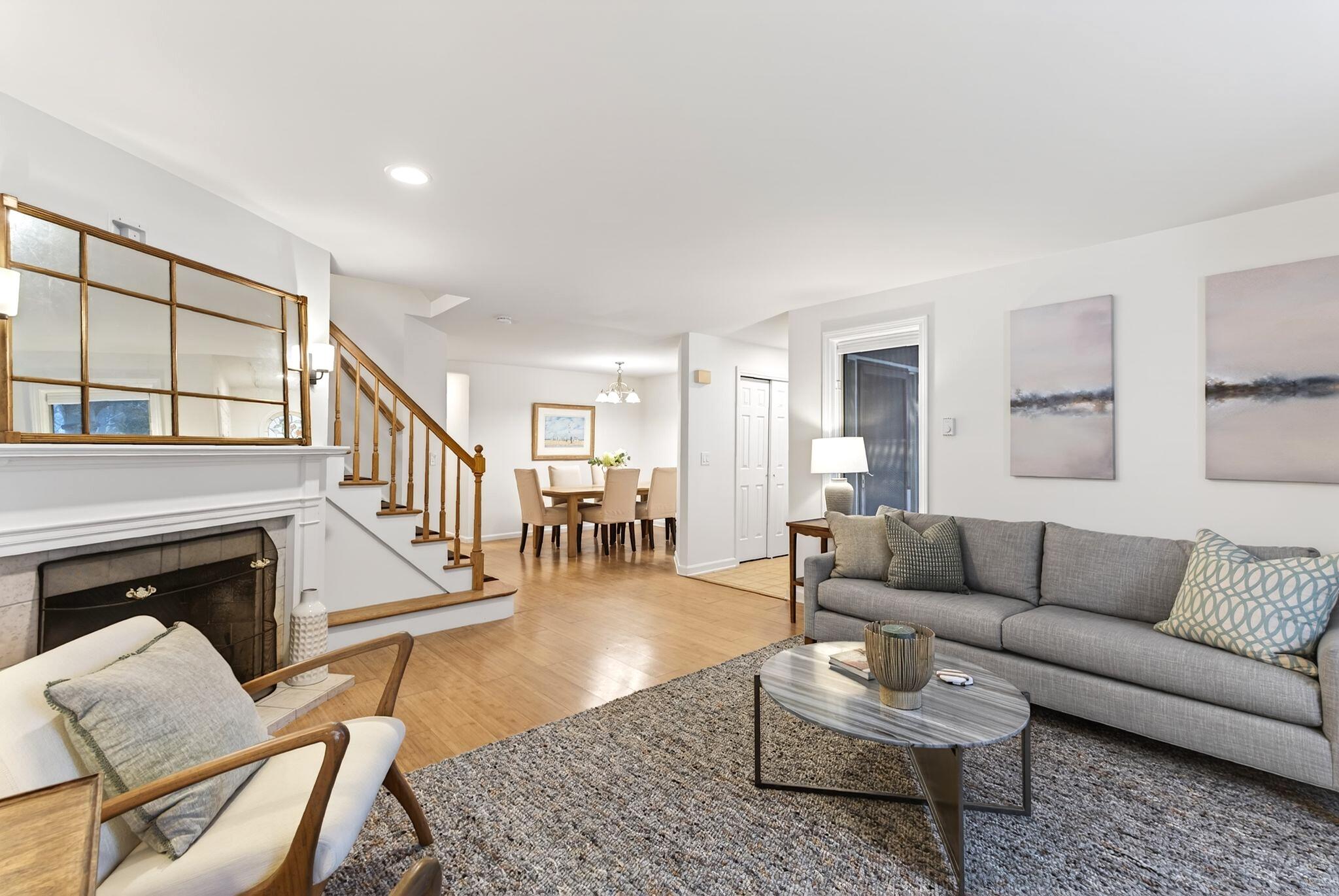 18 Stoneledge Drive 18