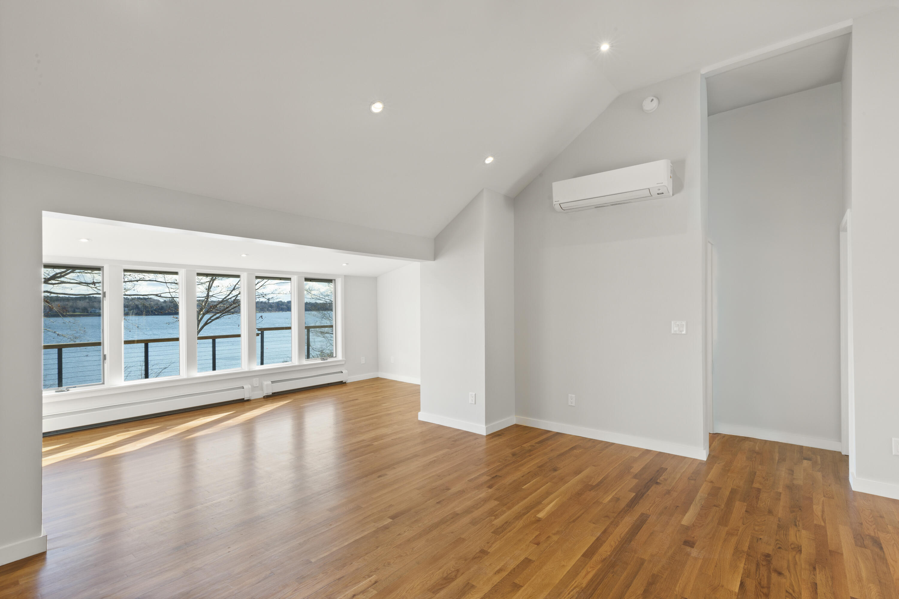 21 Spring Hill Road