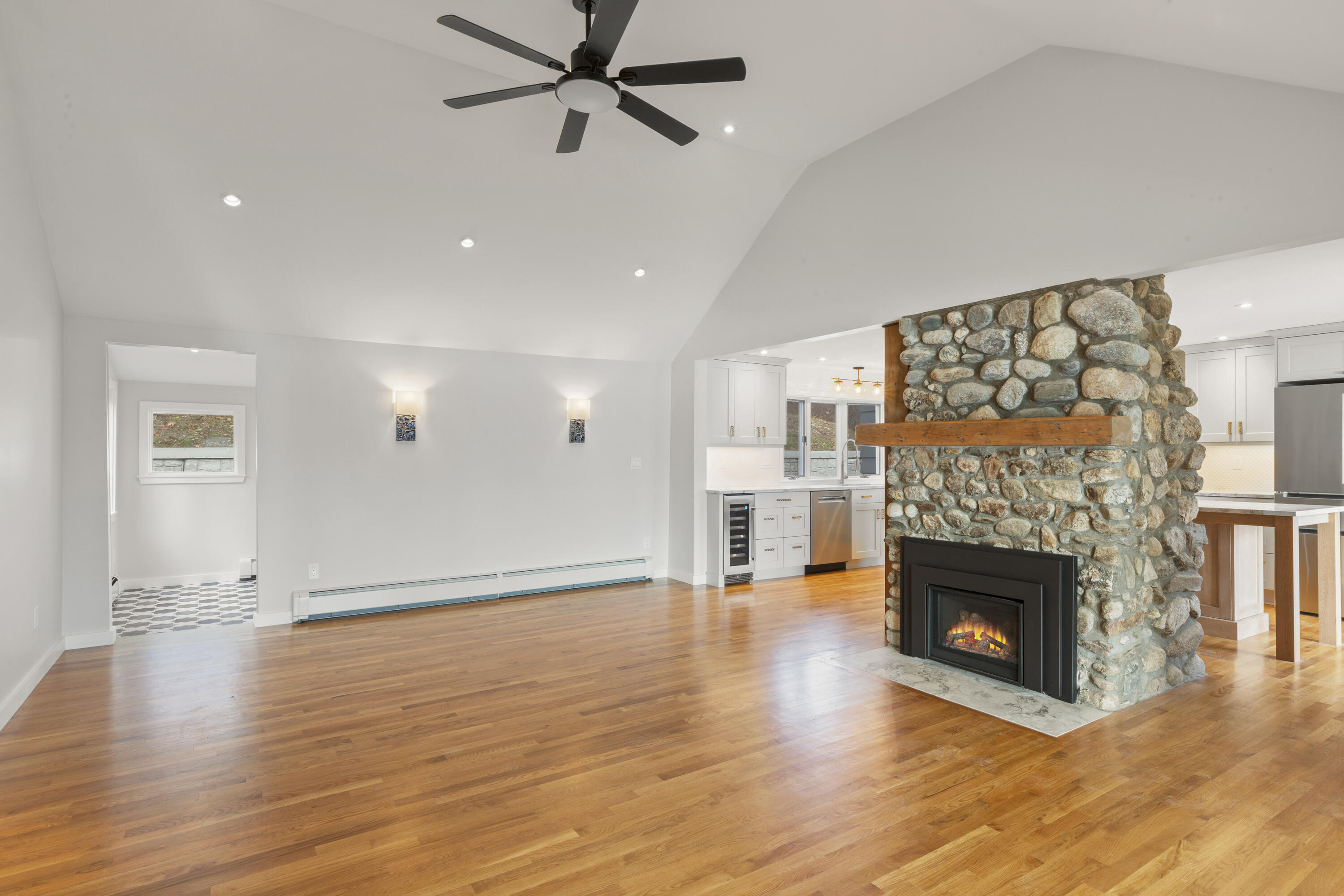21 Spring Hill Road