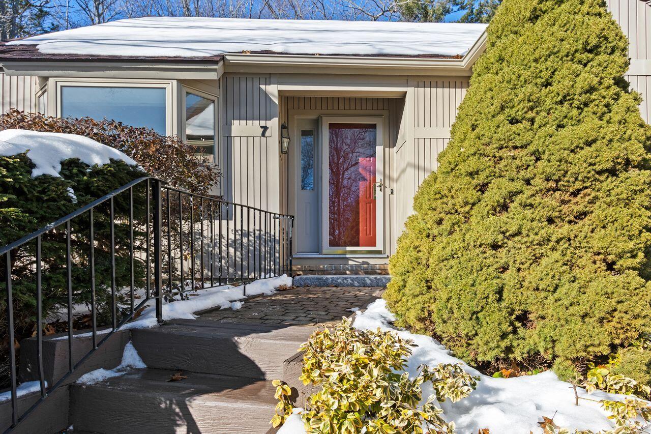 7 Wildwood Drive 7