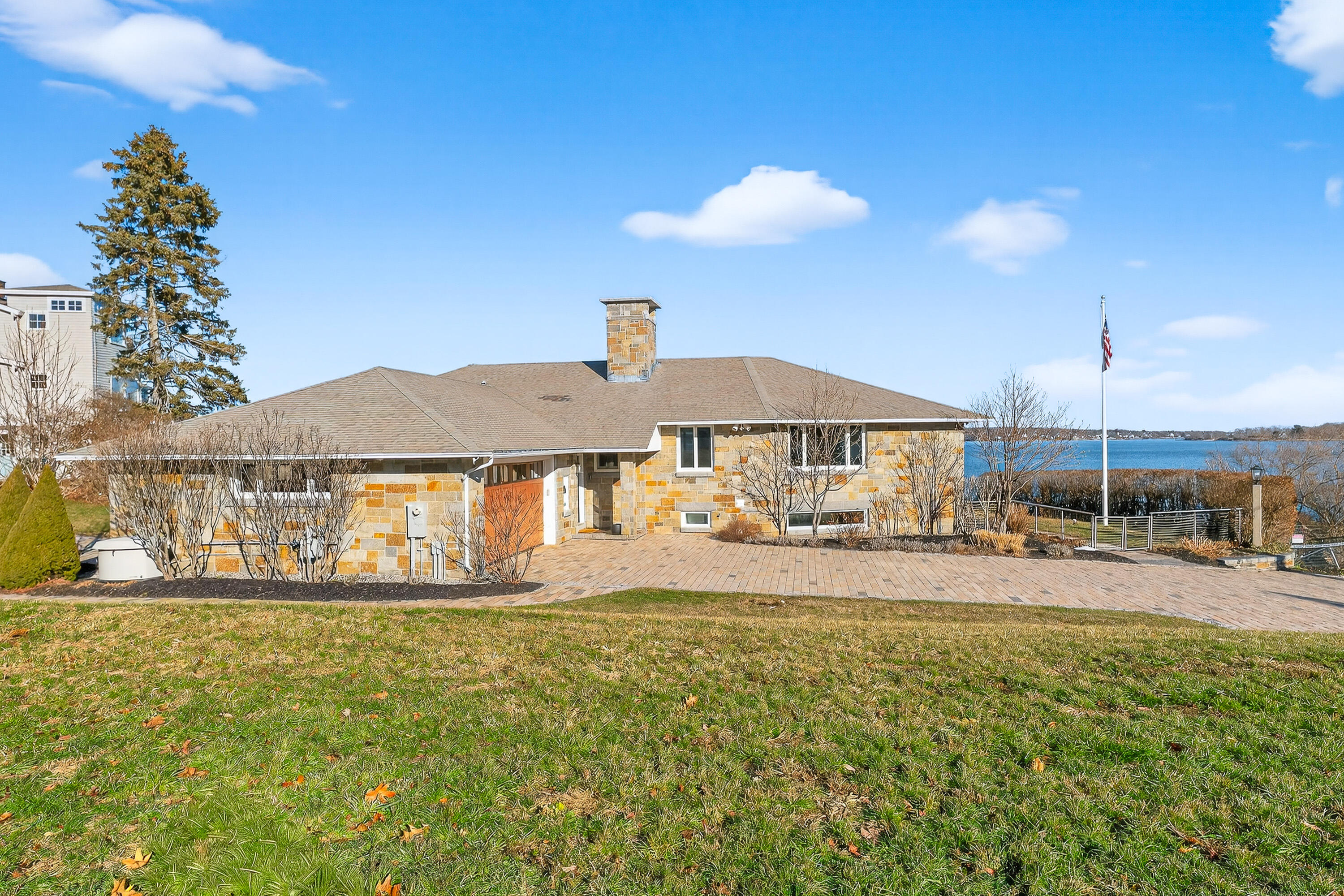 1 Bay Road