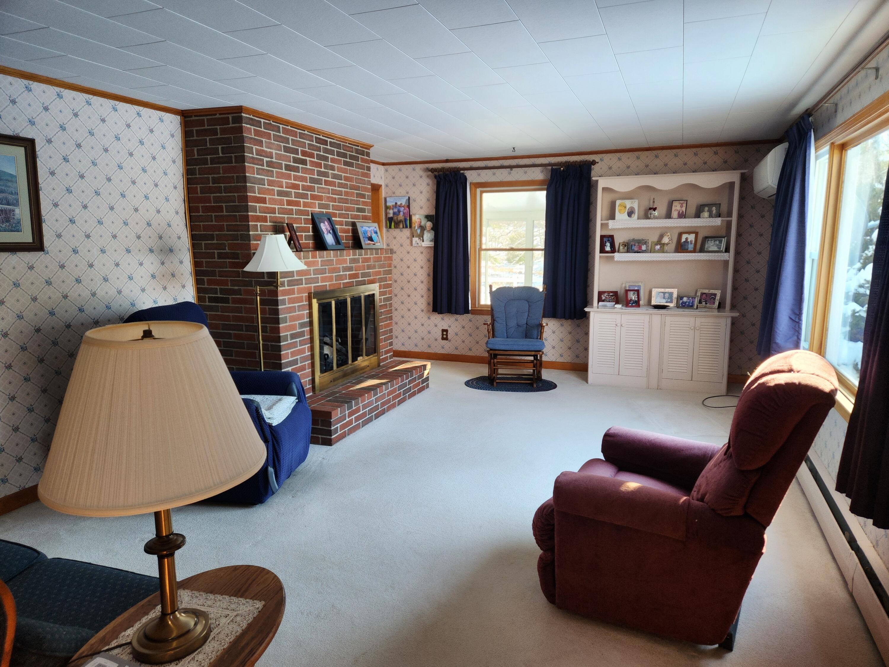 28 Goose Hill Road