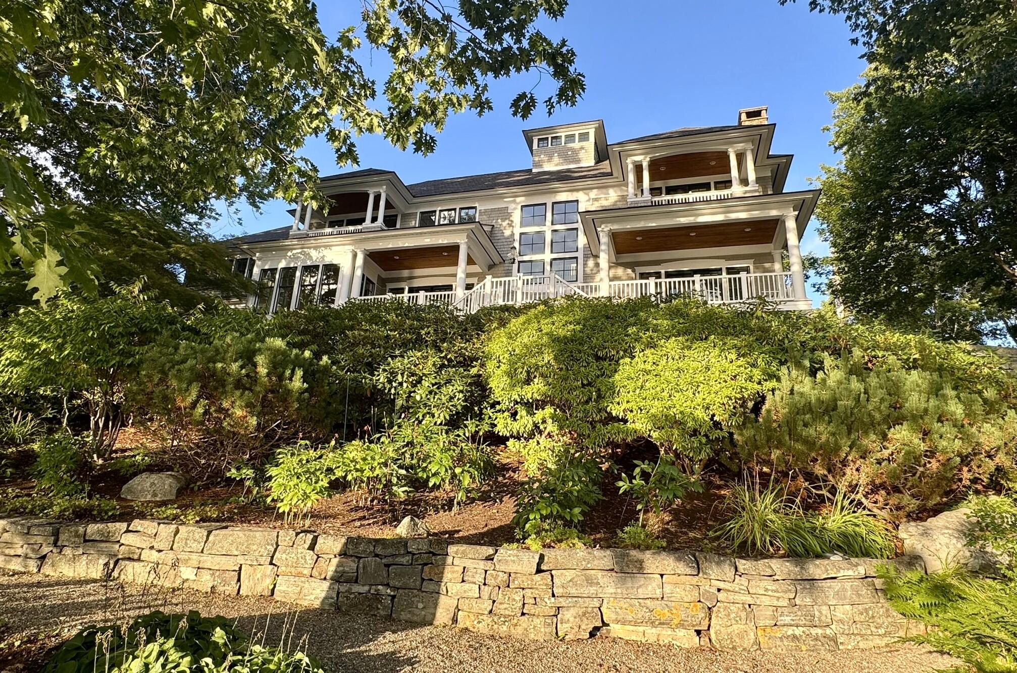 198 Beauchamp Point Road