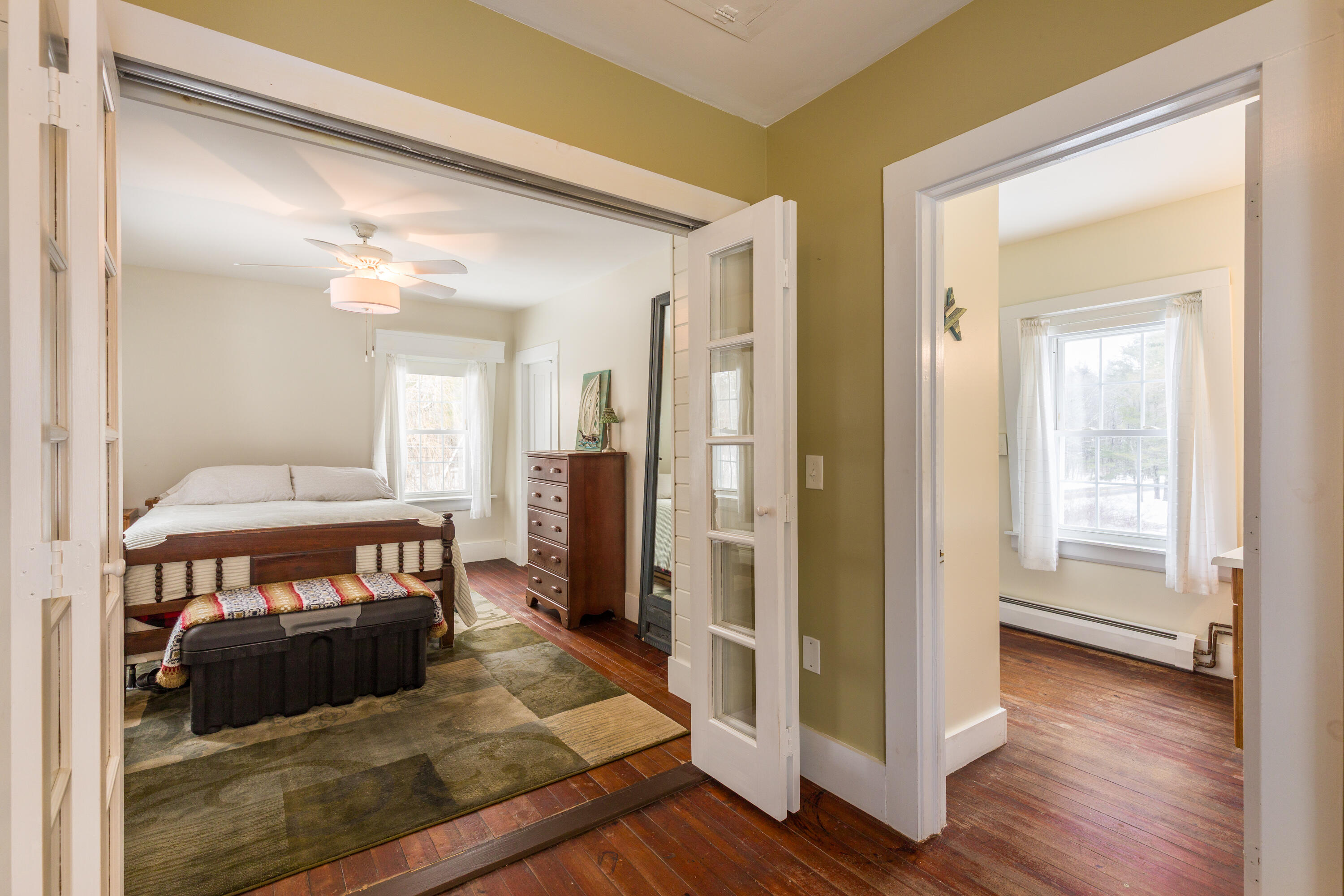726 W Auburn Road