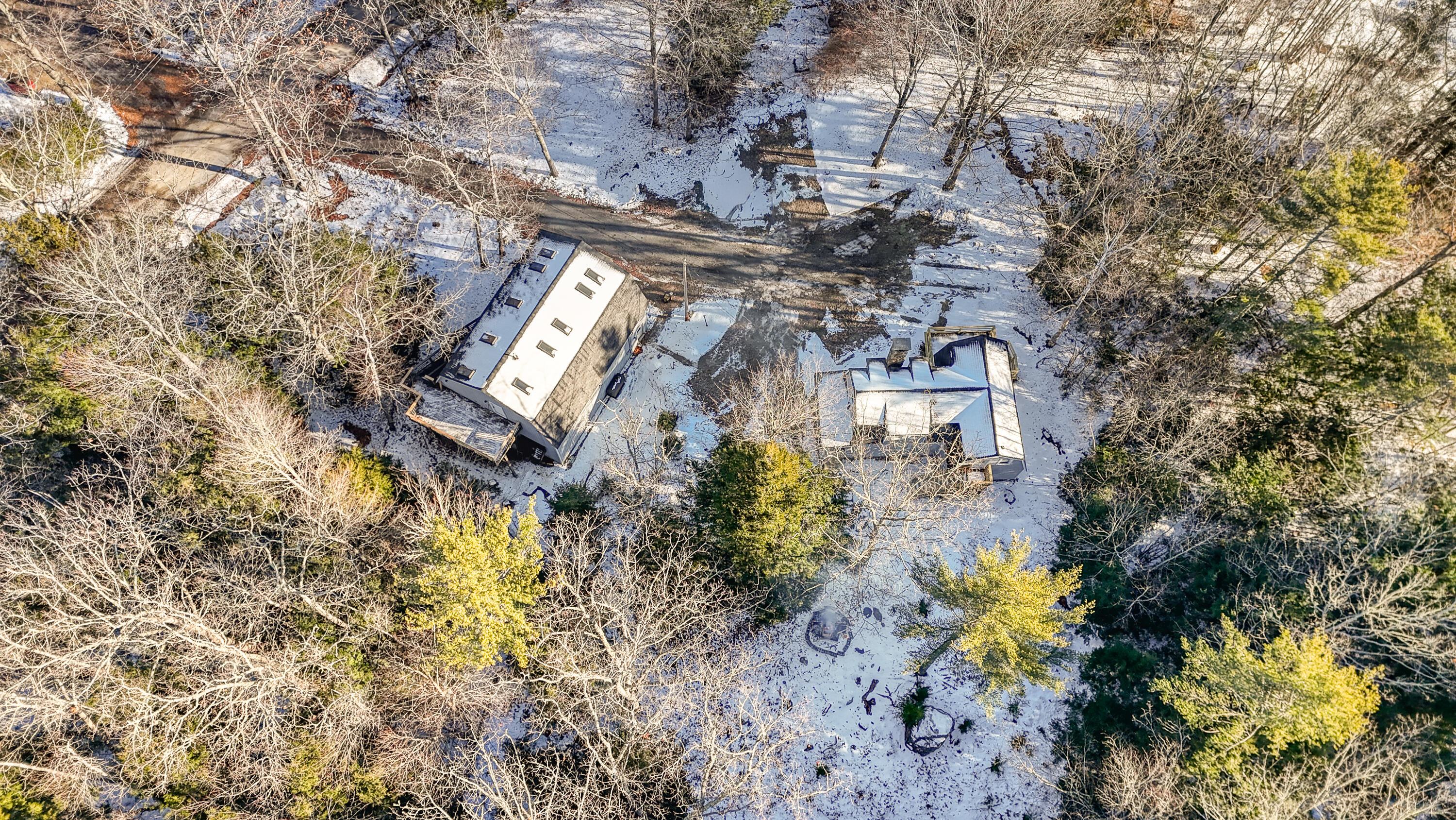 33 Robbins Road