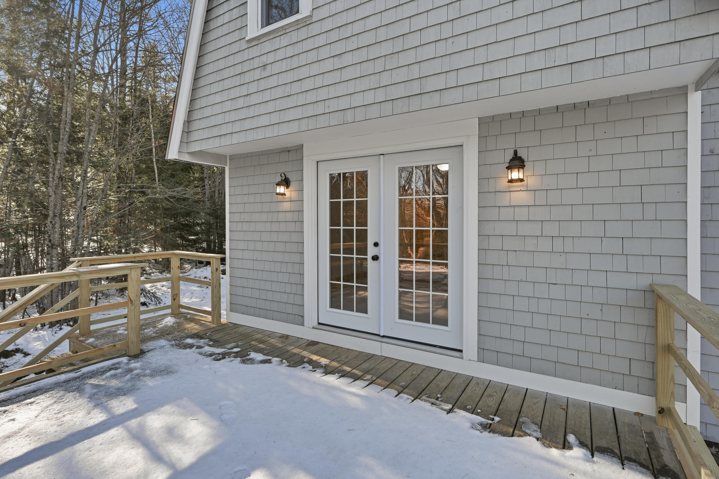 33 Robbins Road