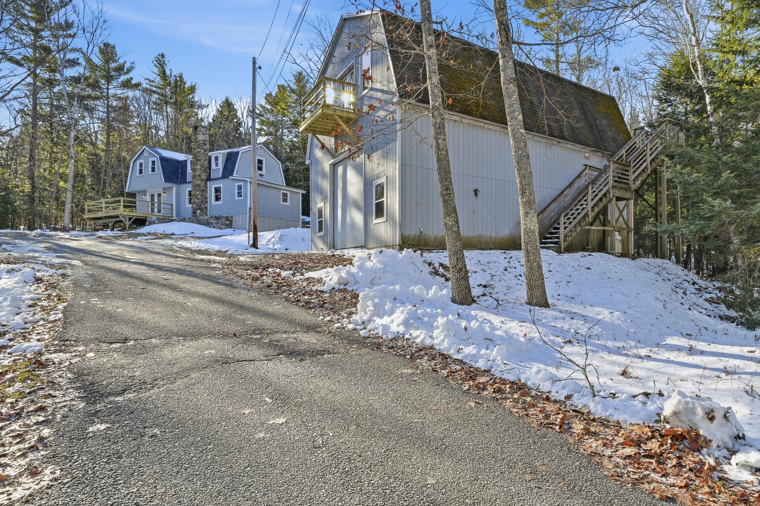 33 Robbins Road