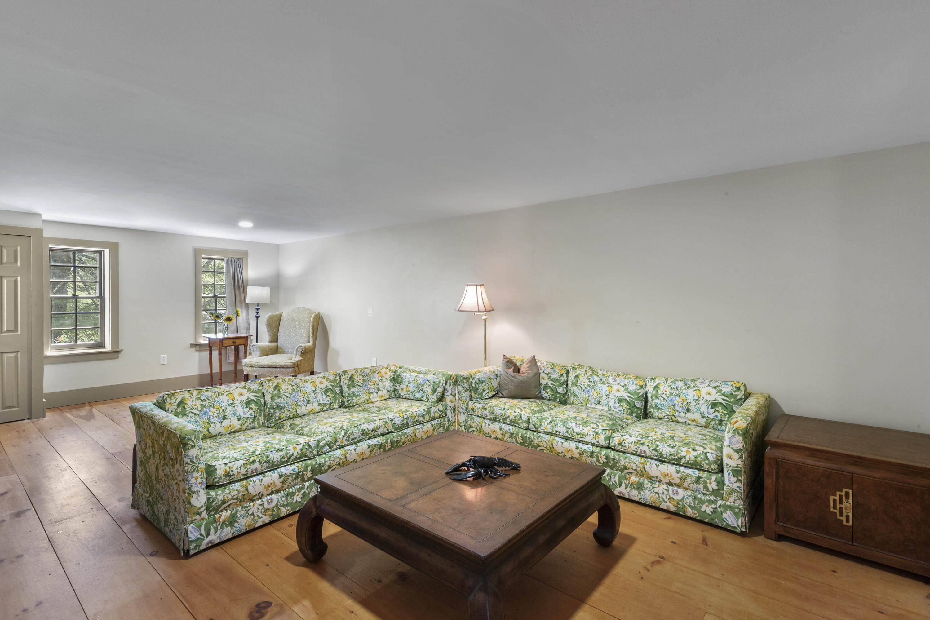 42 Winthrop Street