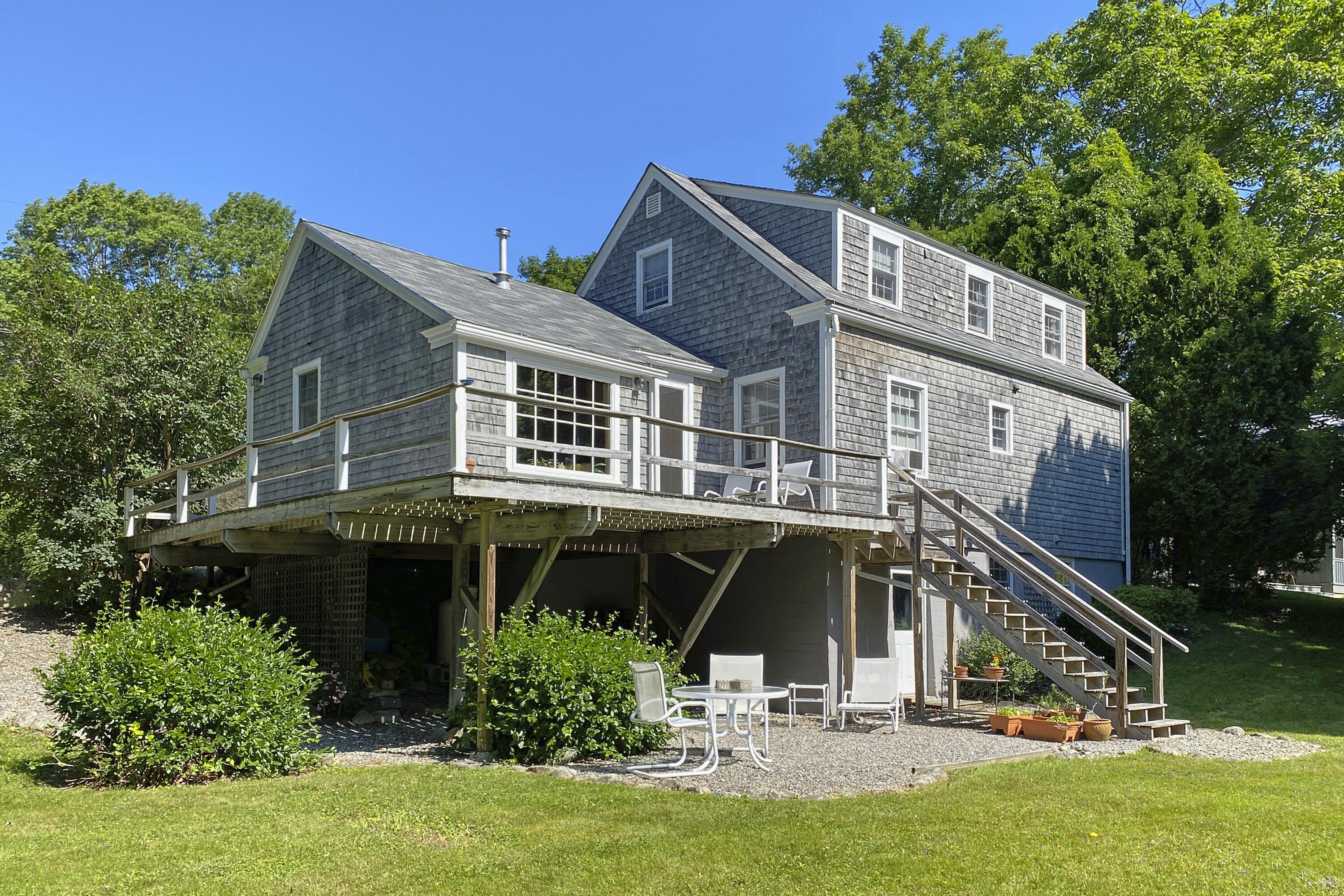 9 Limerock Street