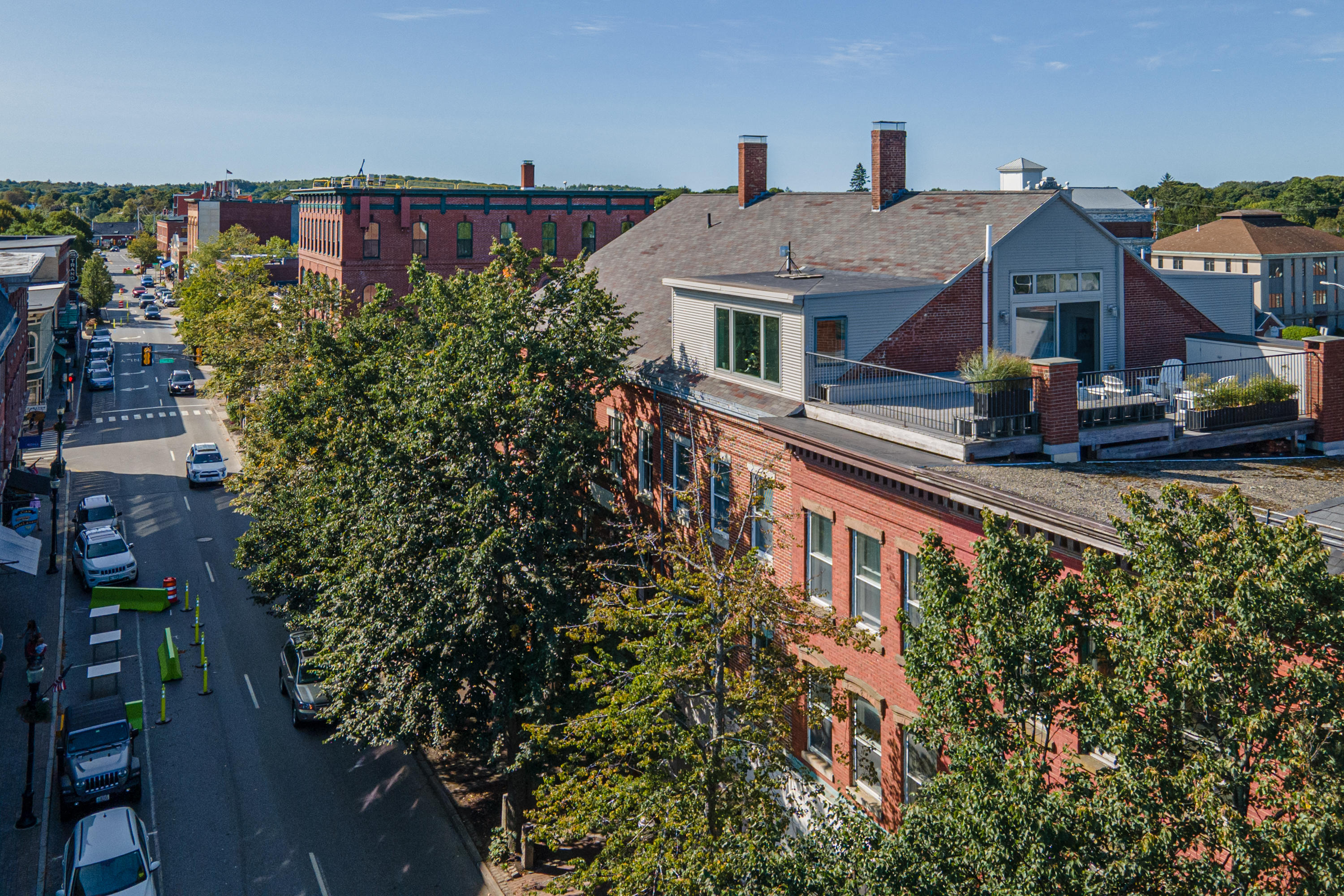 410 Main Street