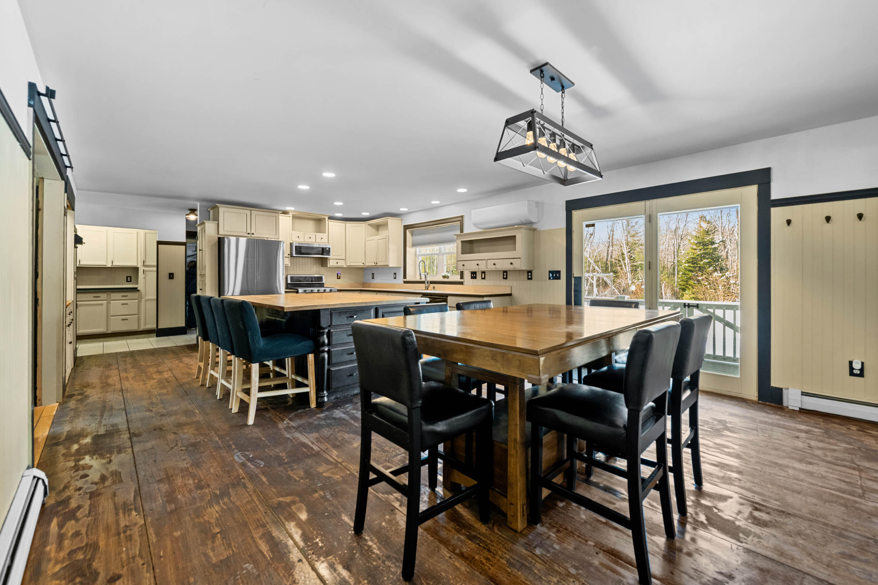 586 Richville Road