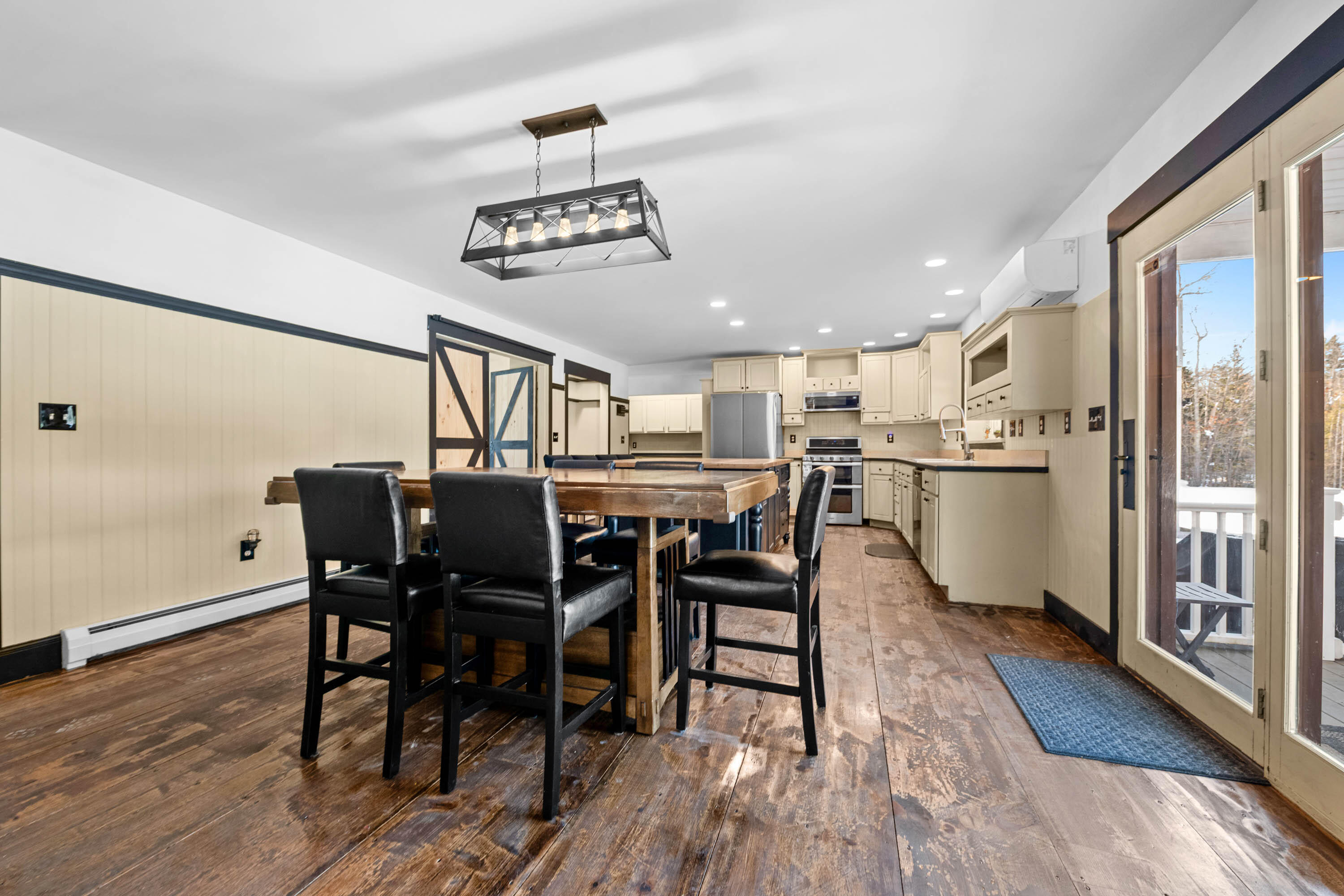 586 Richville Road