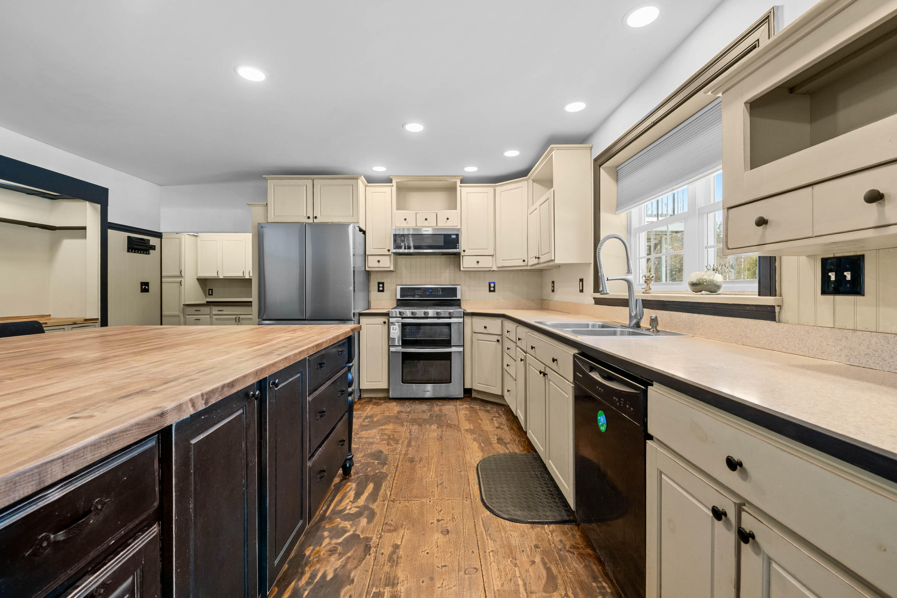 586 Richville Road