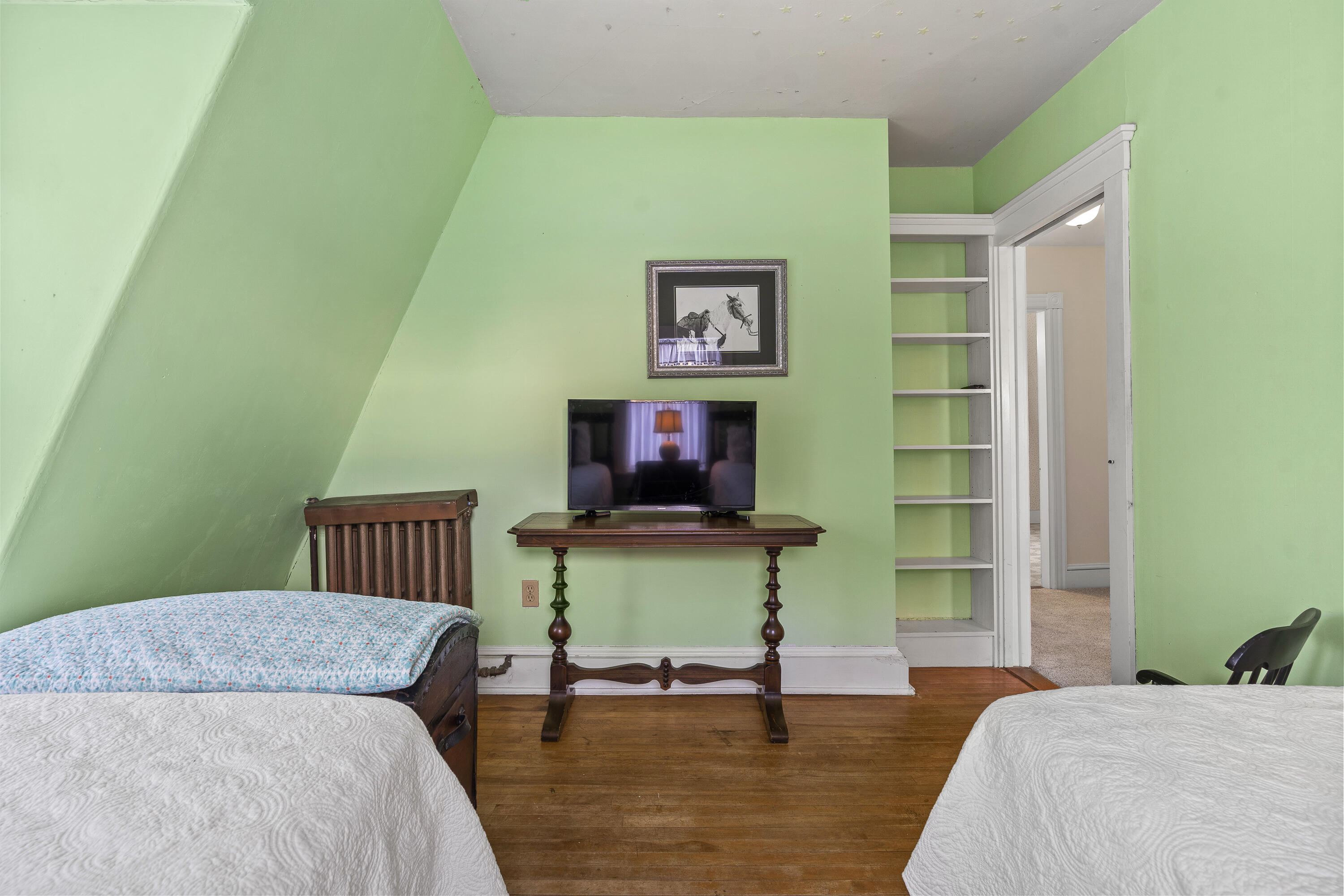 58 Hendricks Hill Road