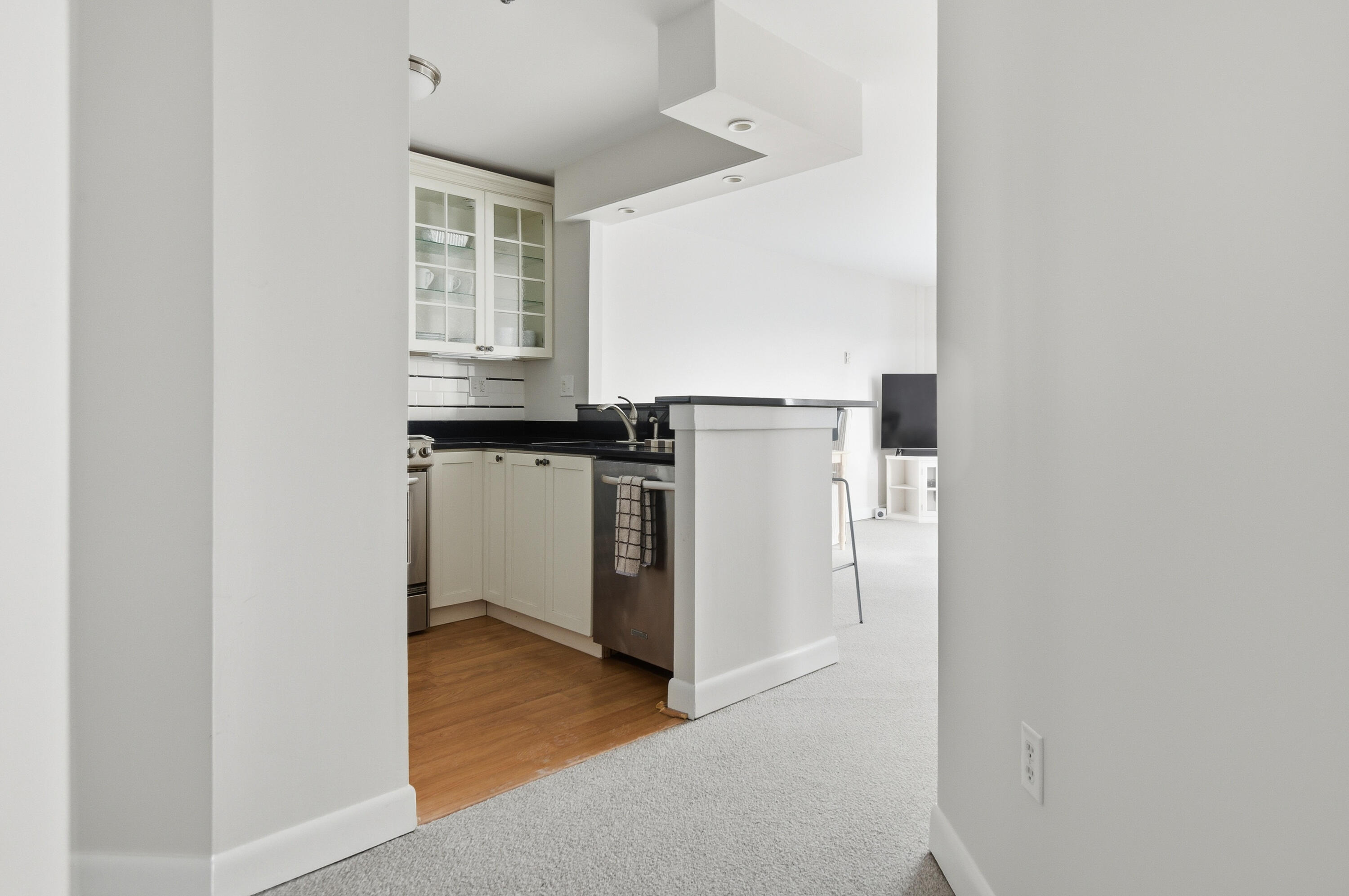 148 Breakwater Drive 512