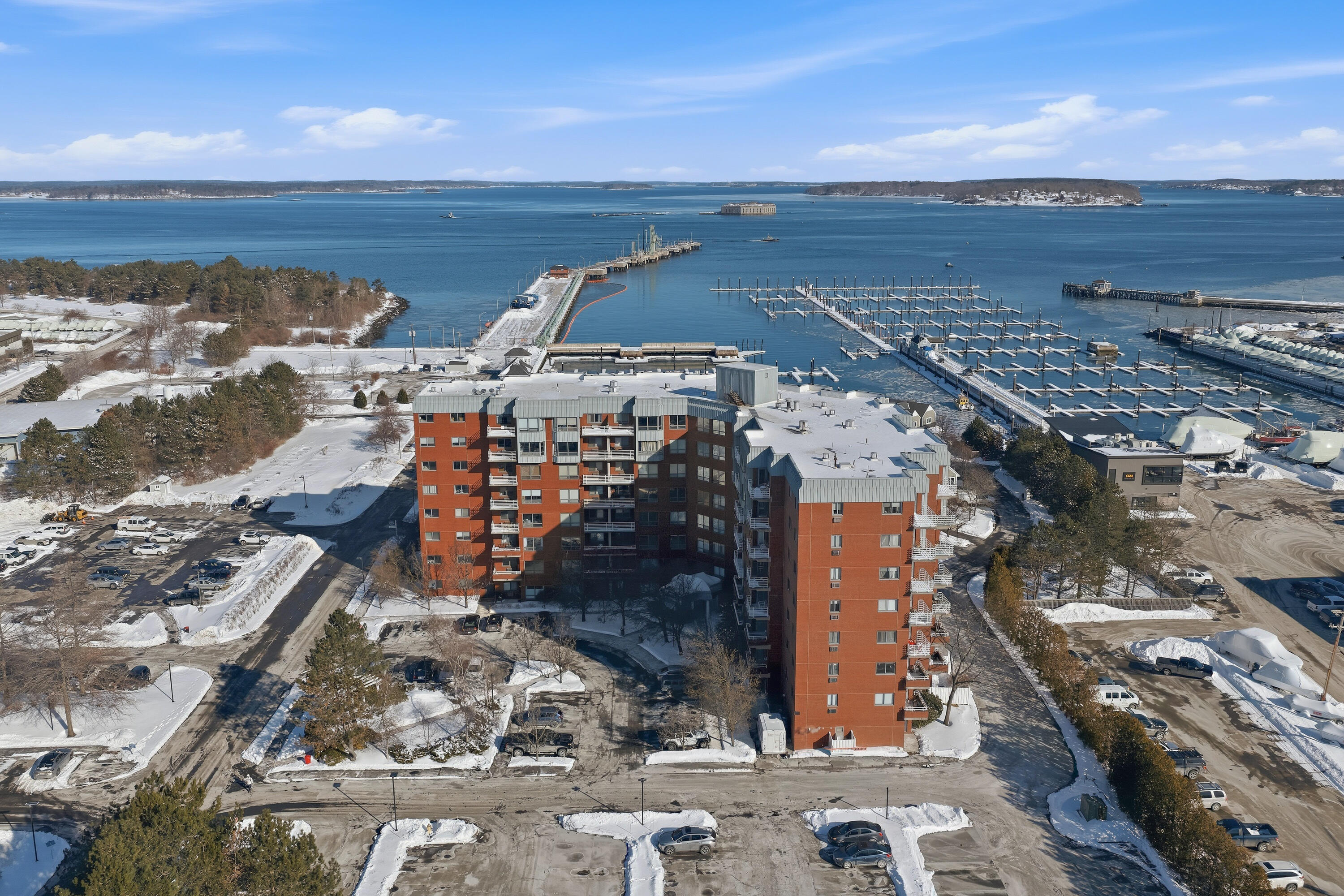 148 Breakwater Drive 512