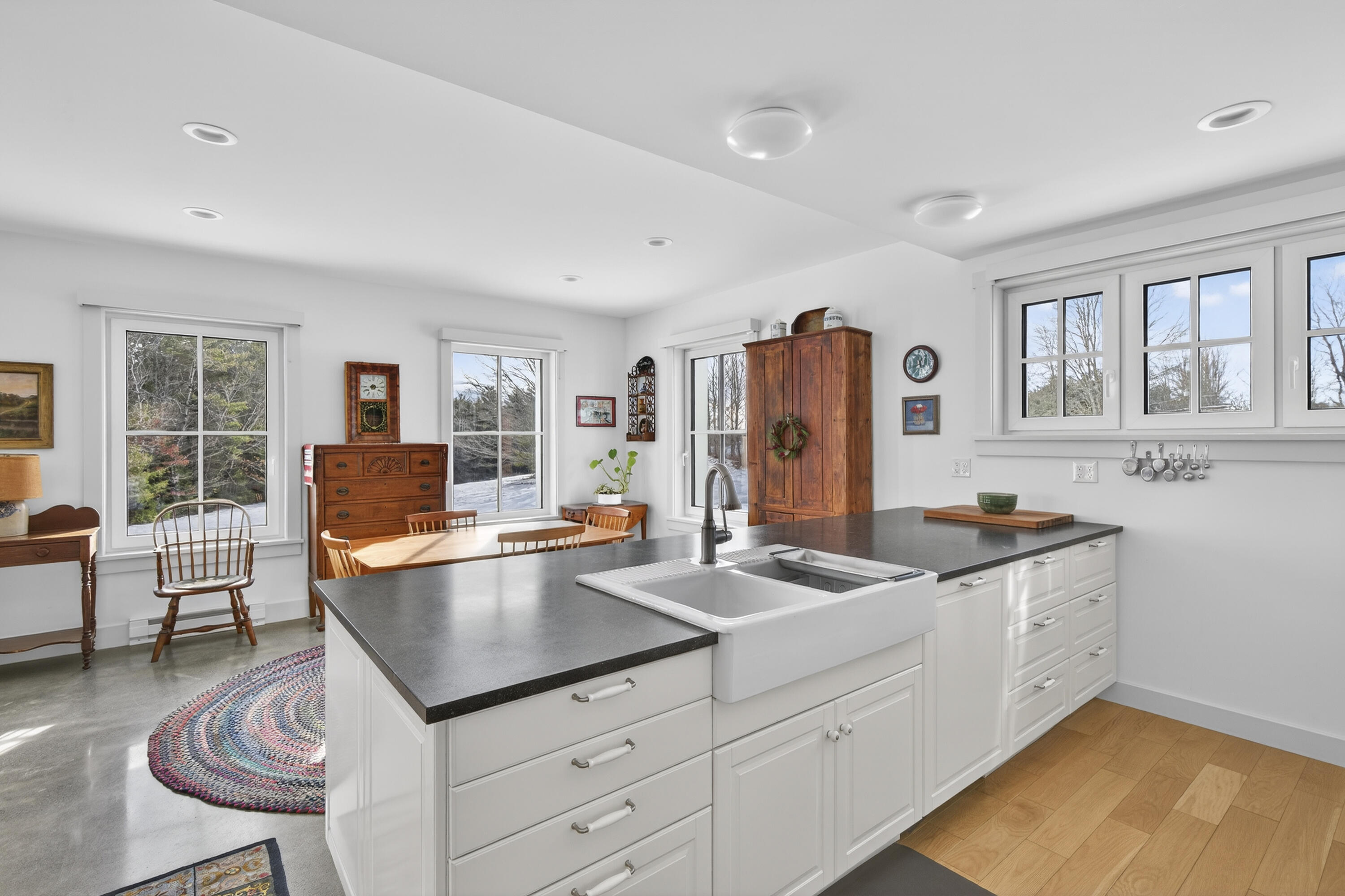41 Indian Trail Road
