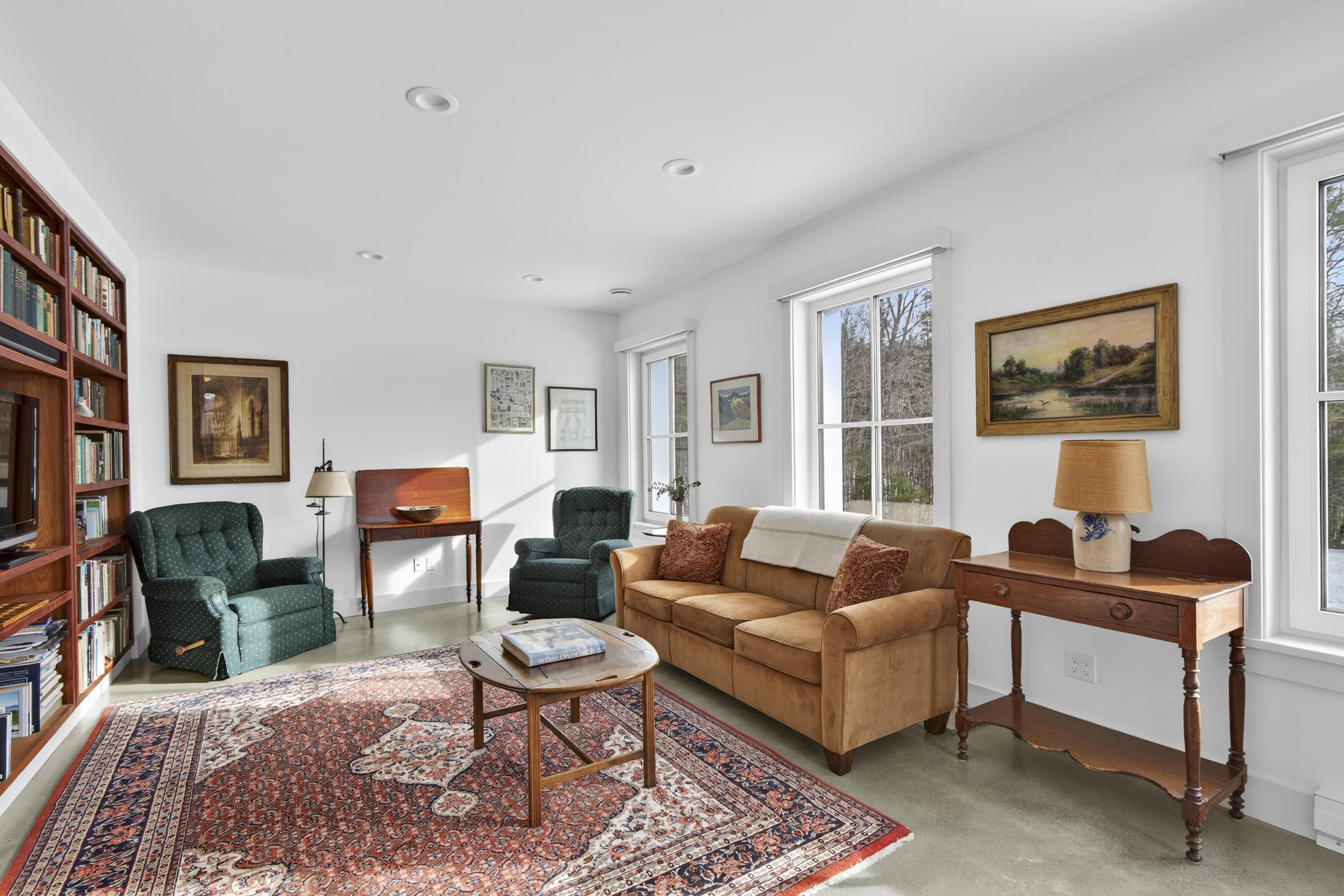 41 Indian Trail Road