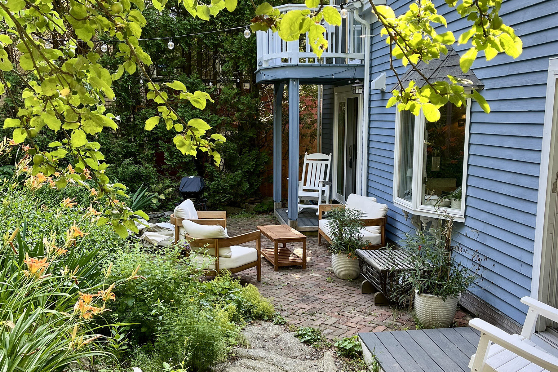 6 Summer Street