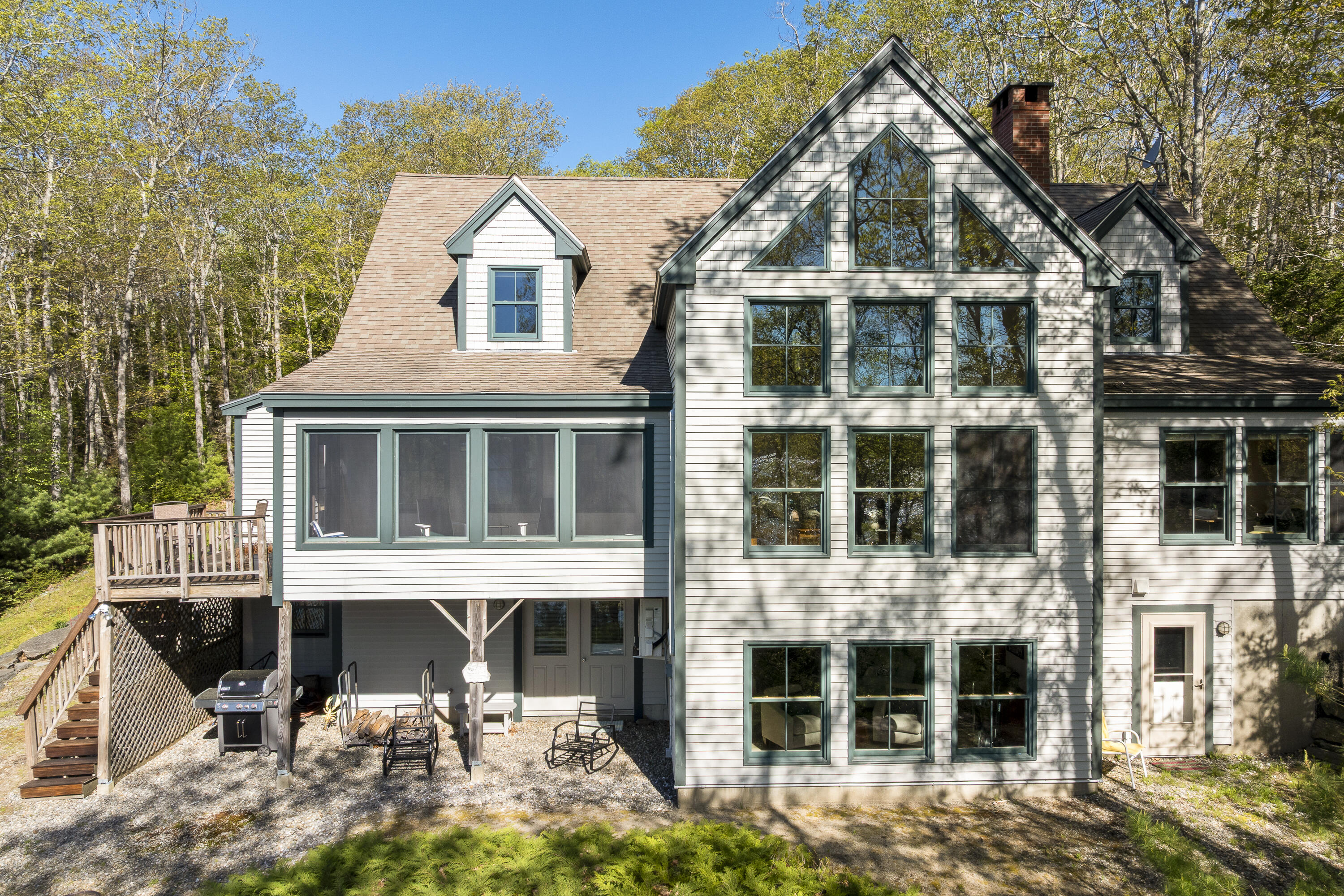 5 Southern Point Road