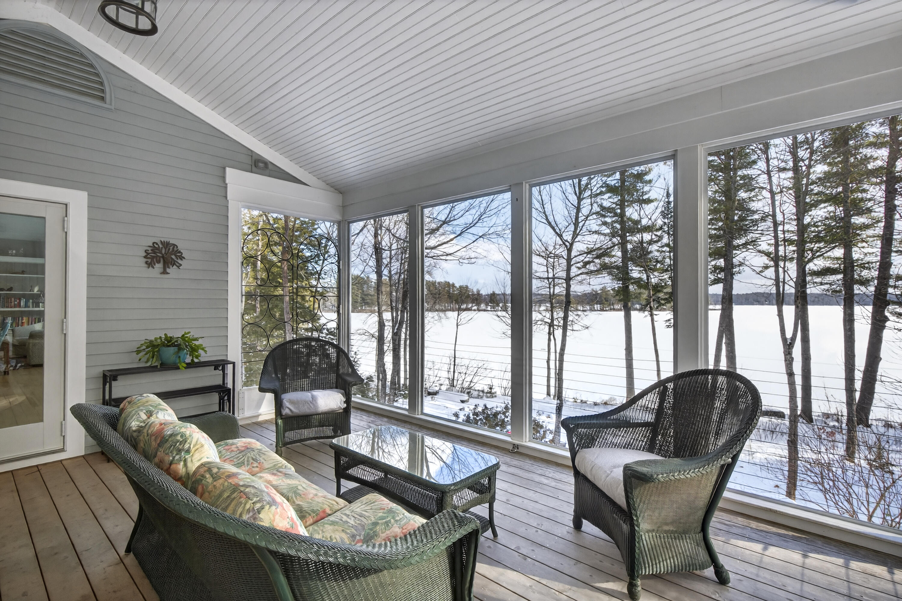 17 Heron Cove Road