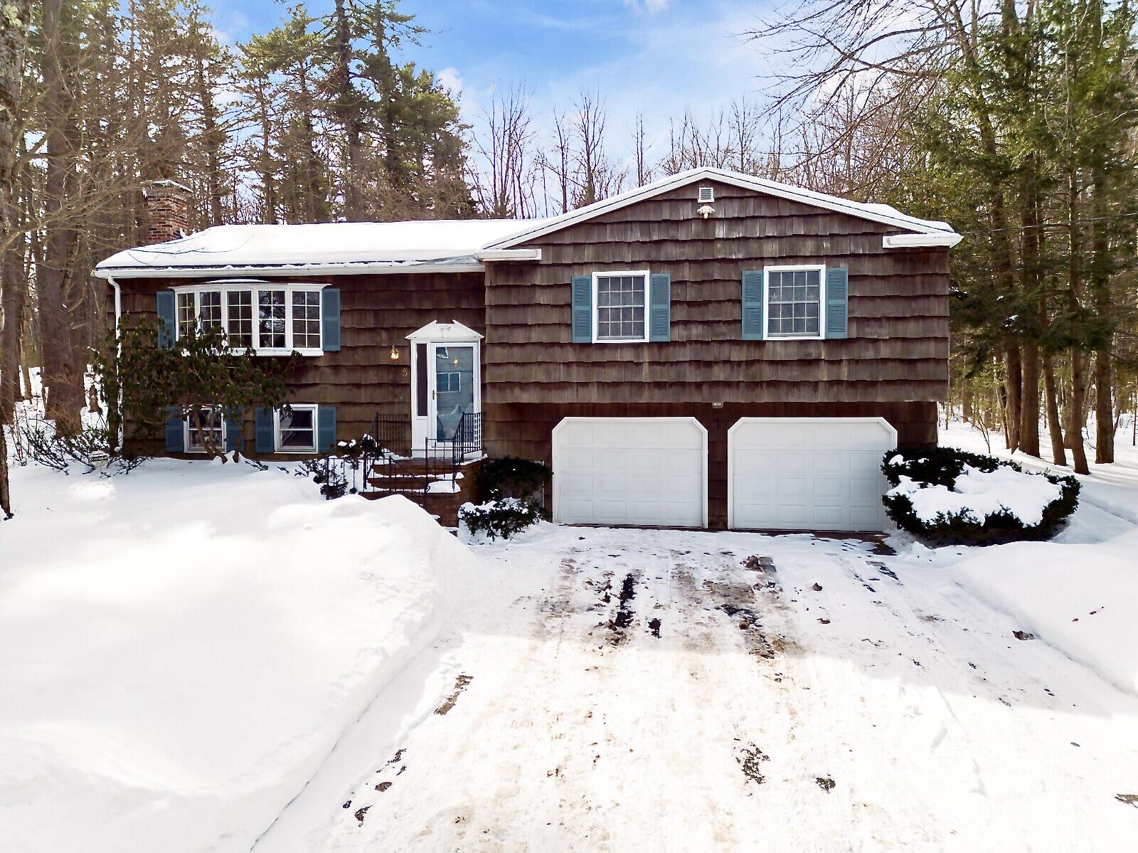 5 Heritage Lane