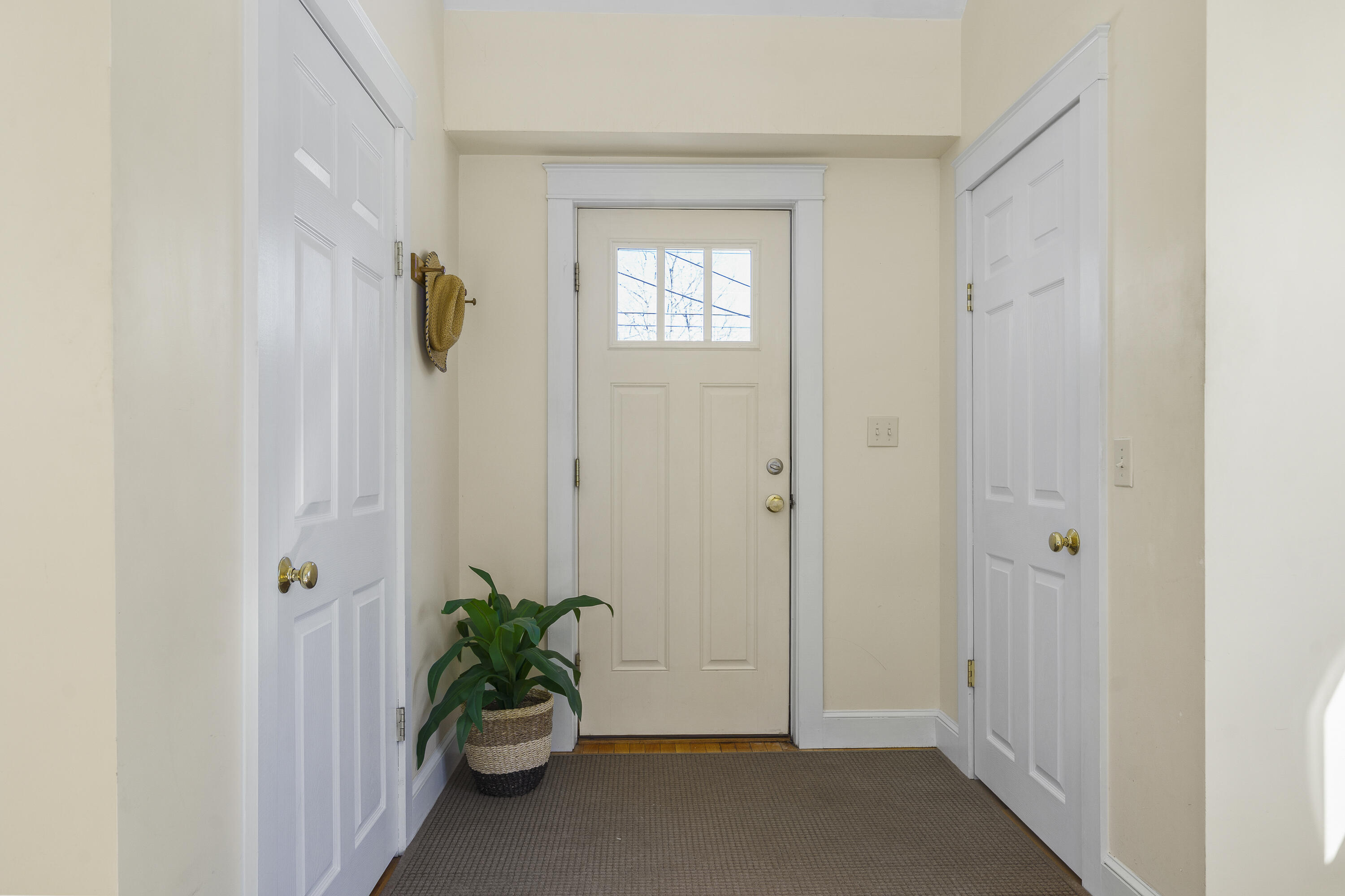 5 Holbrook Street