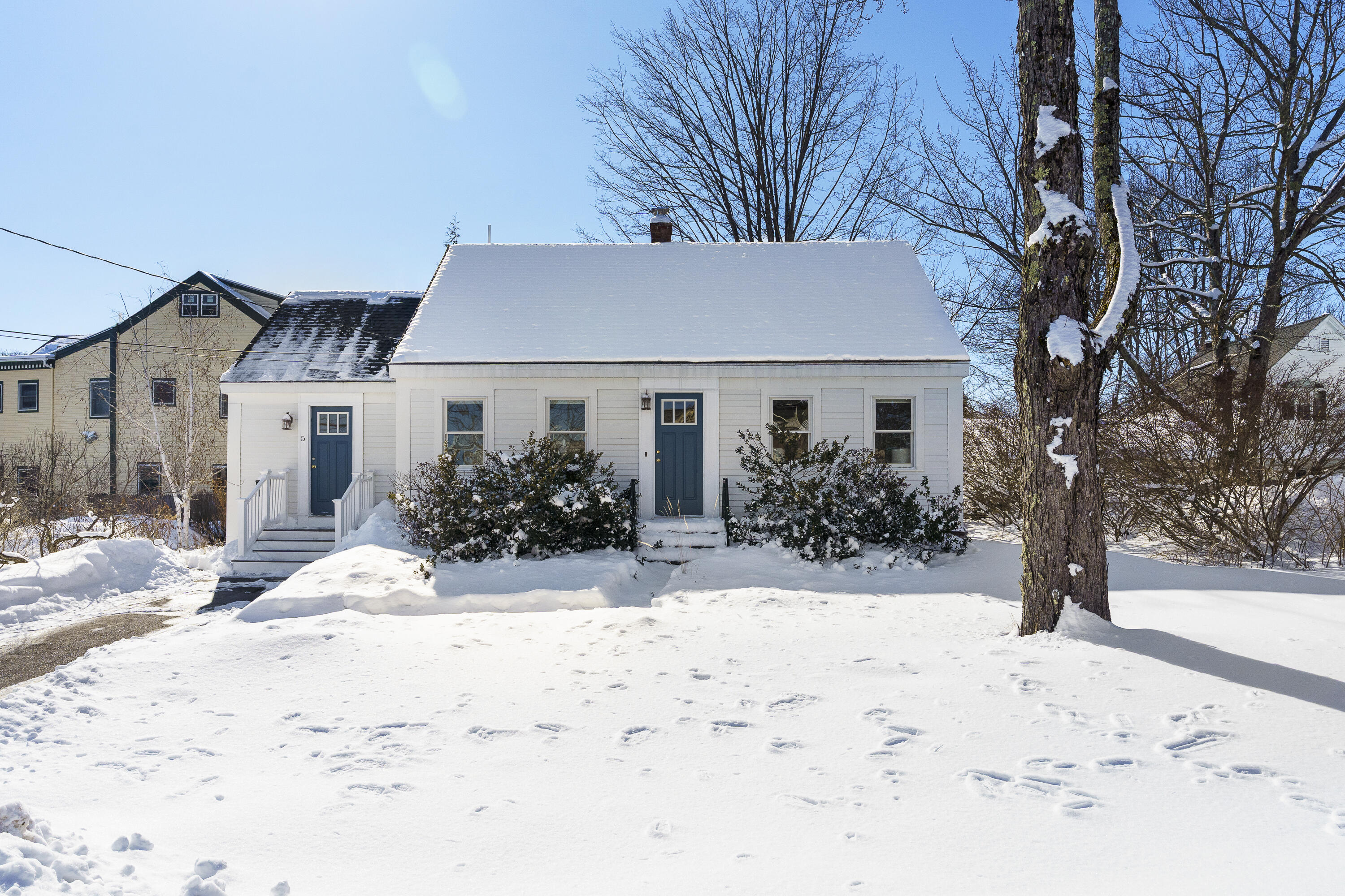 5 Holbrook Street