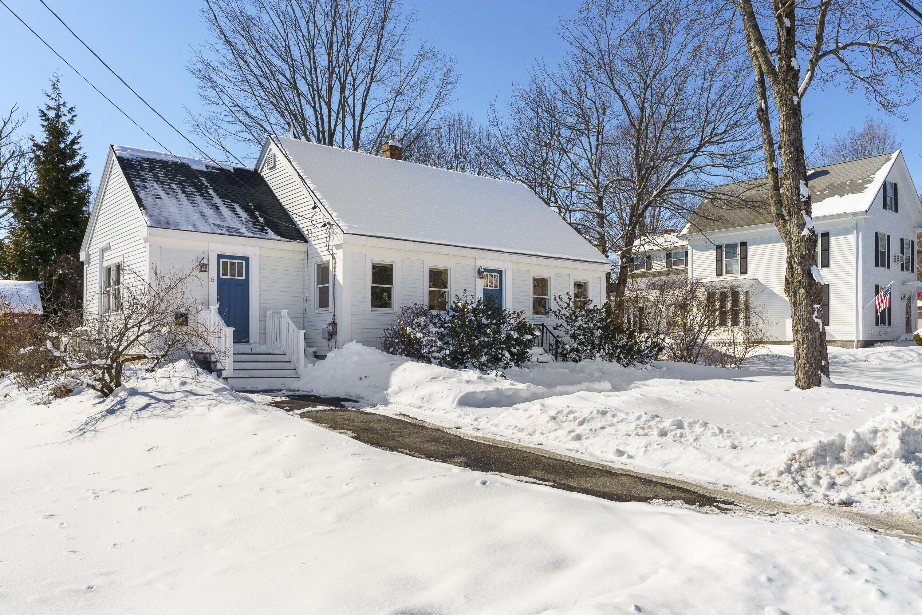 5 Holbrook Street