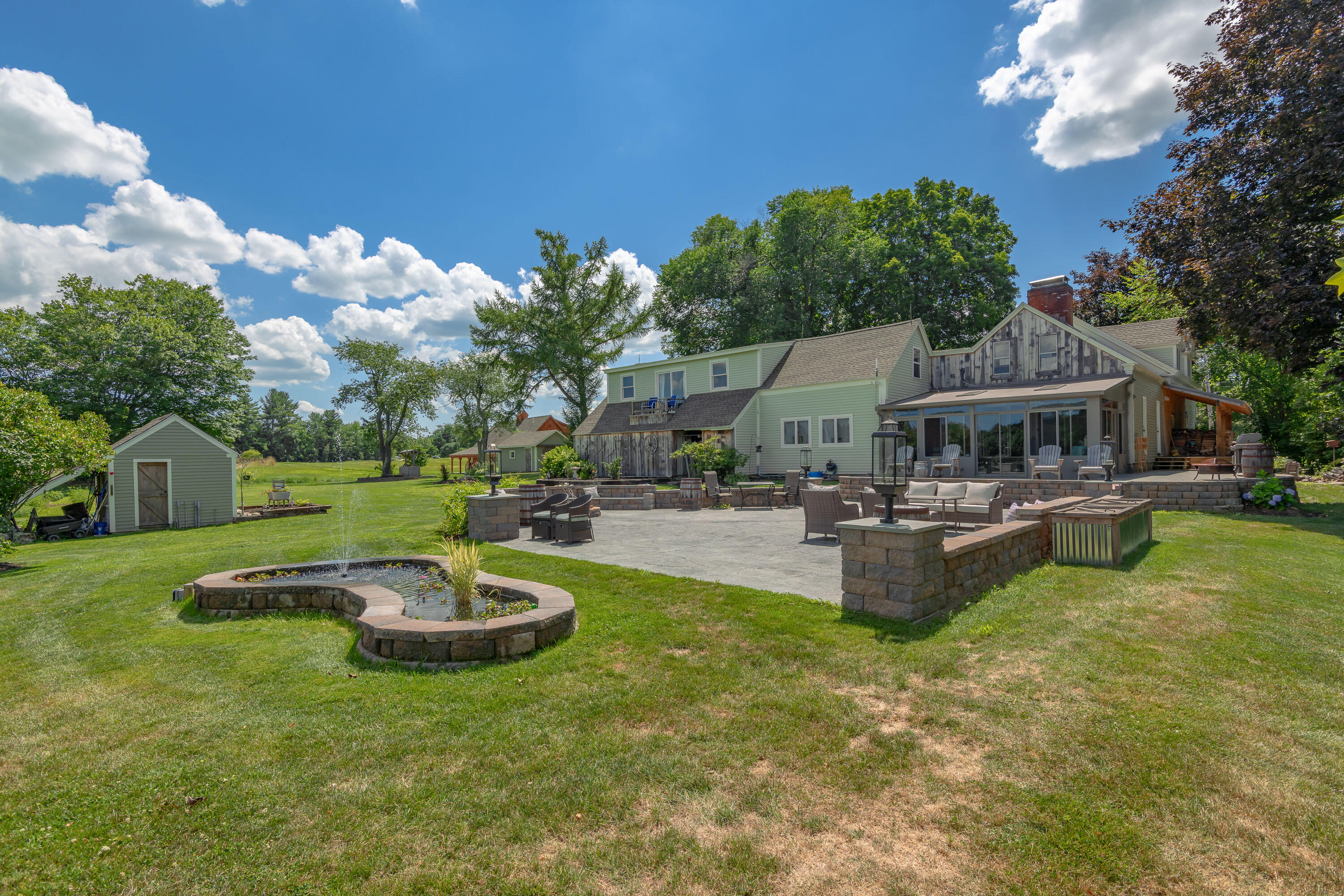 697 Fort Hill Road