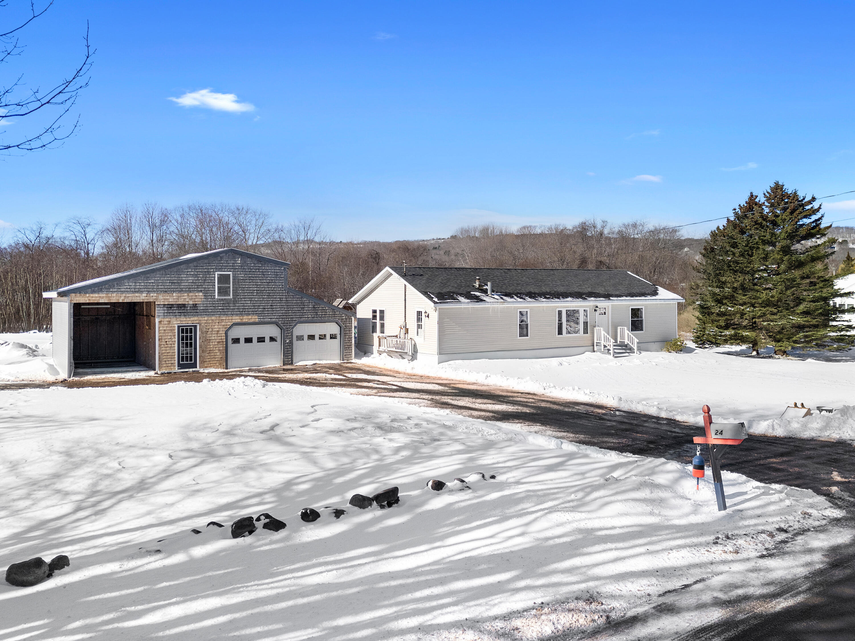 24 Lake View Terrace