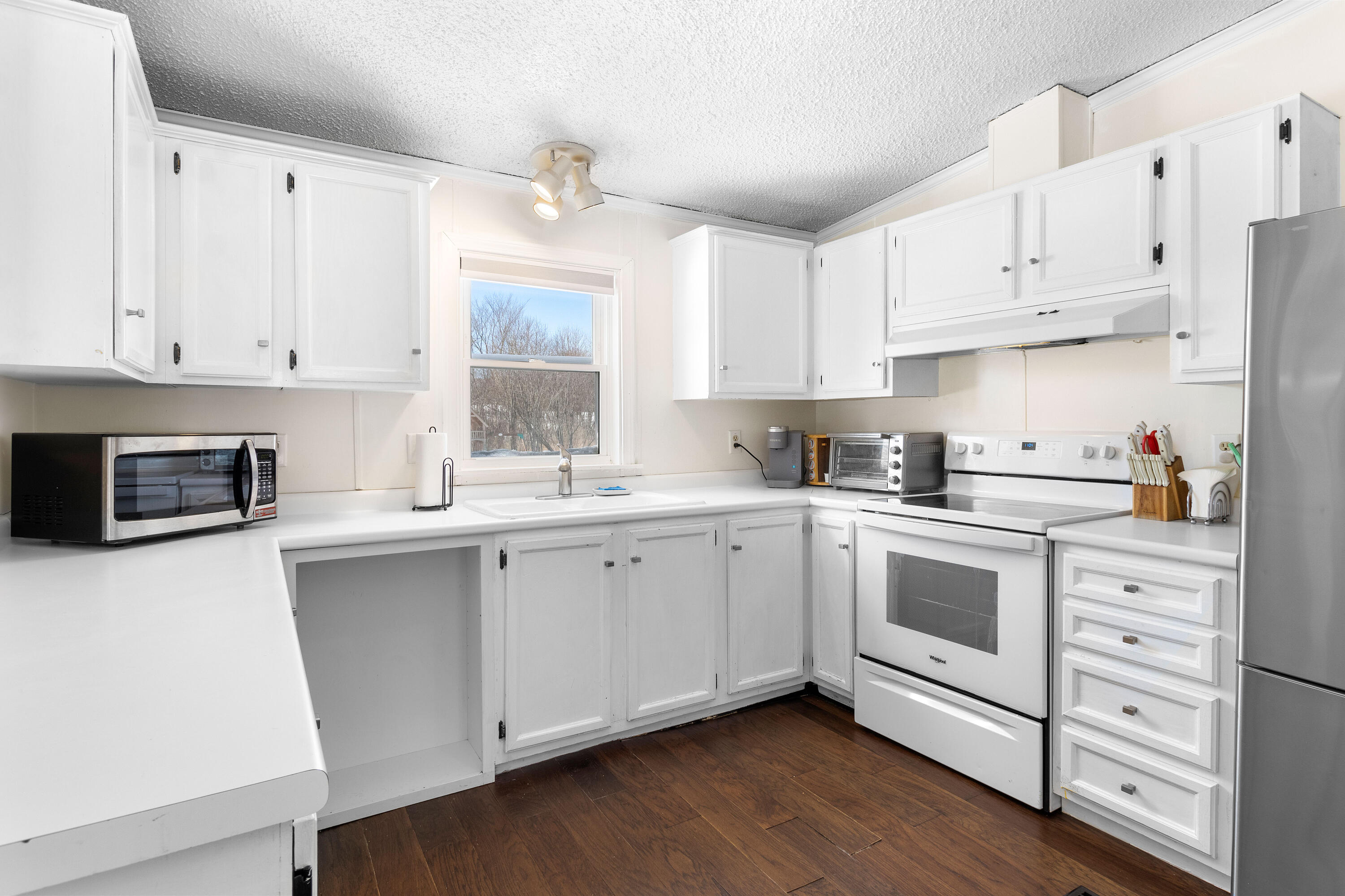 24 Lake View Terrace