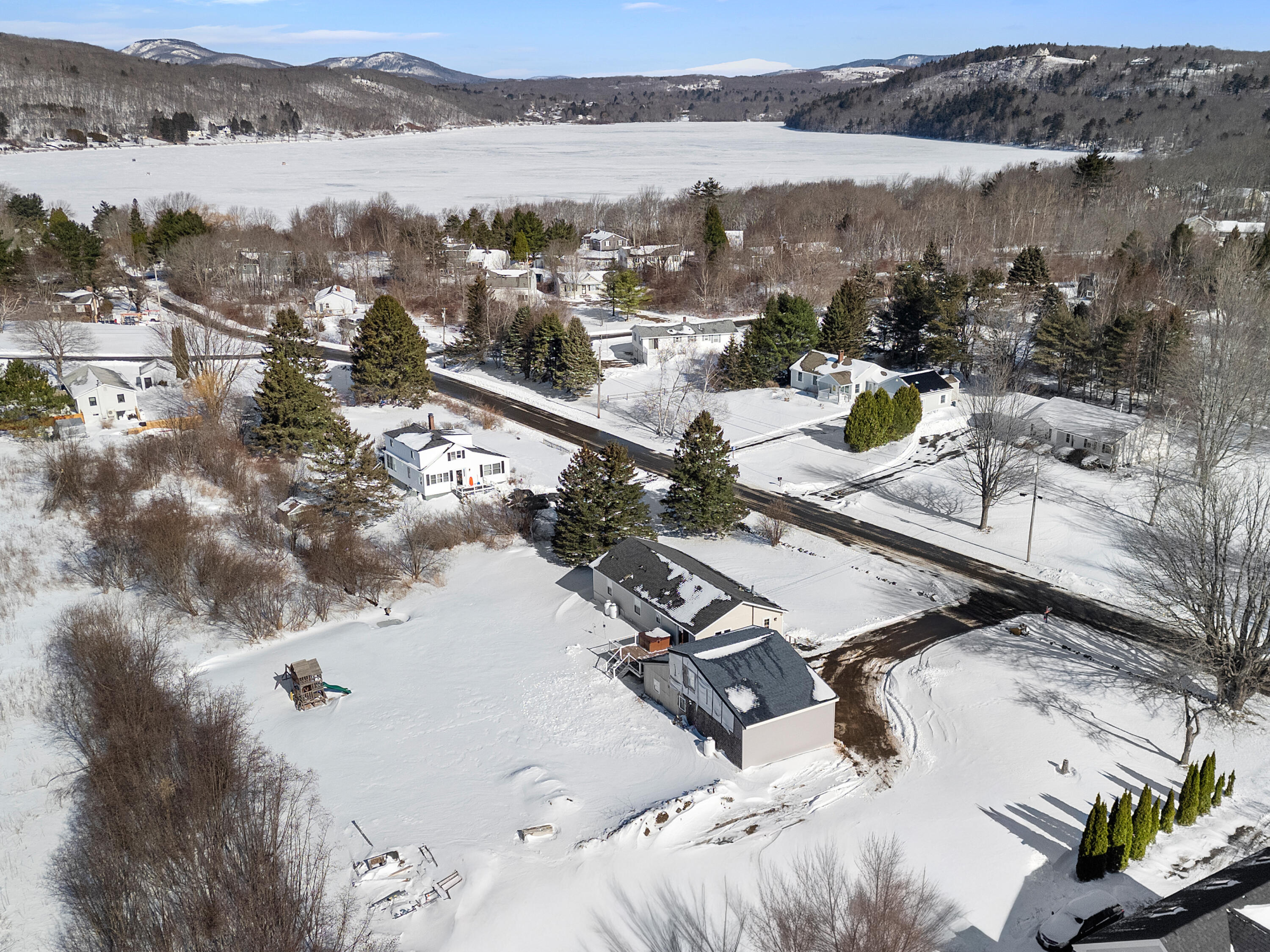 24 Lake View Terrace