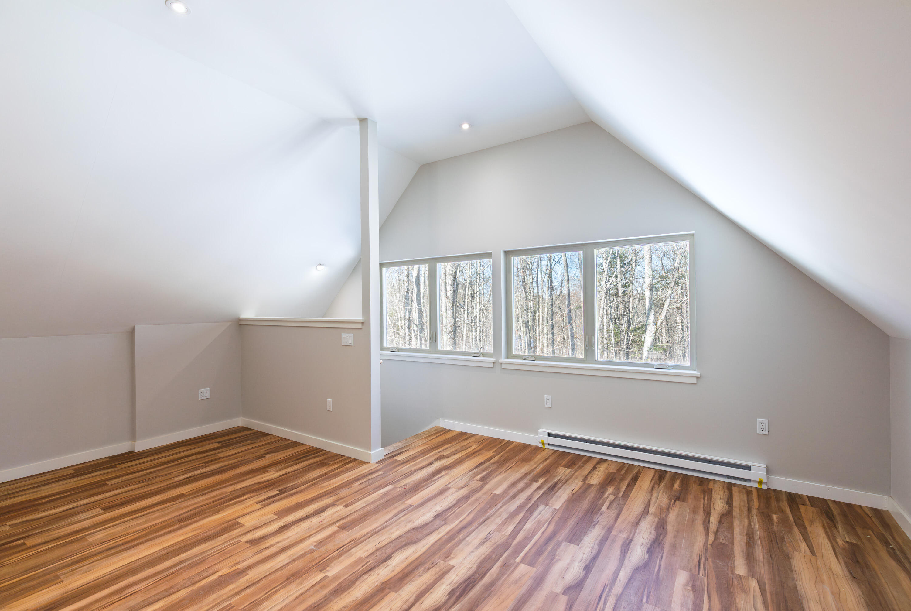 9 E Pond Road
