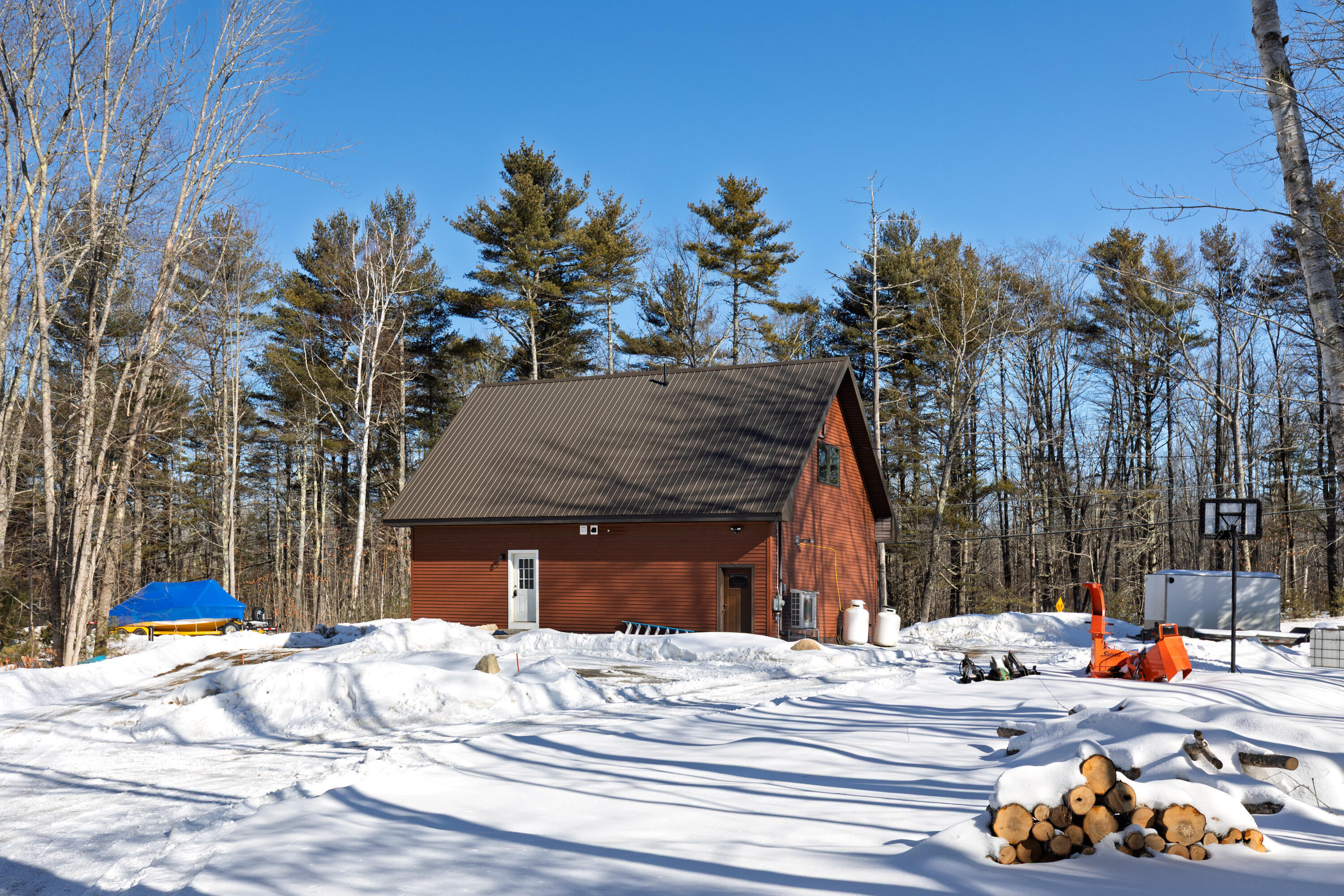 9 E Pond Road
