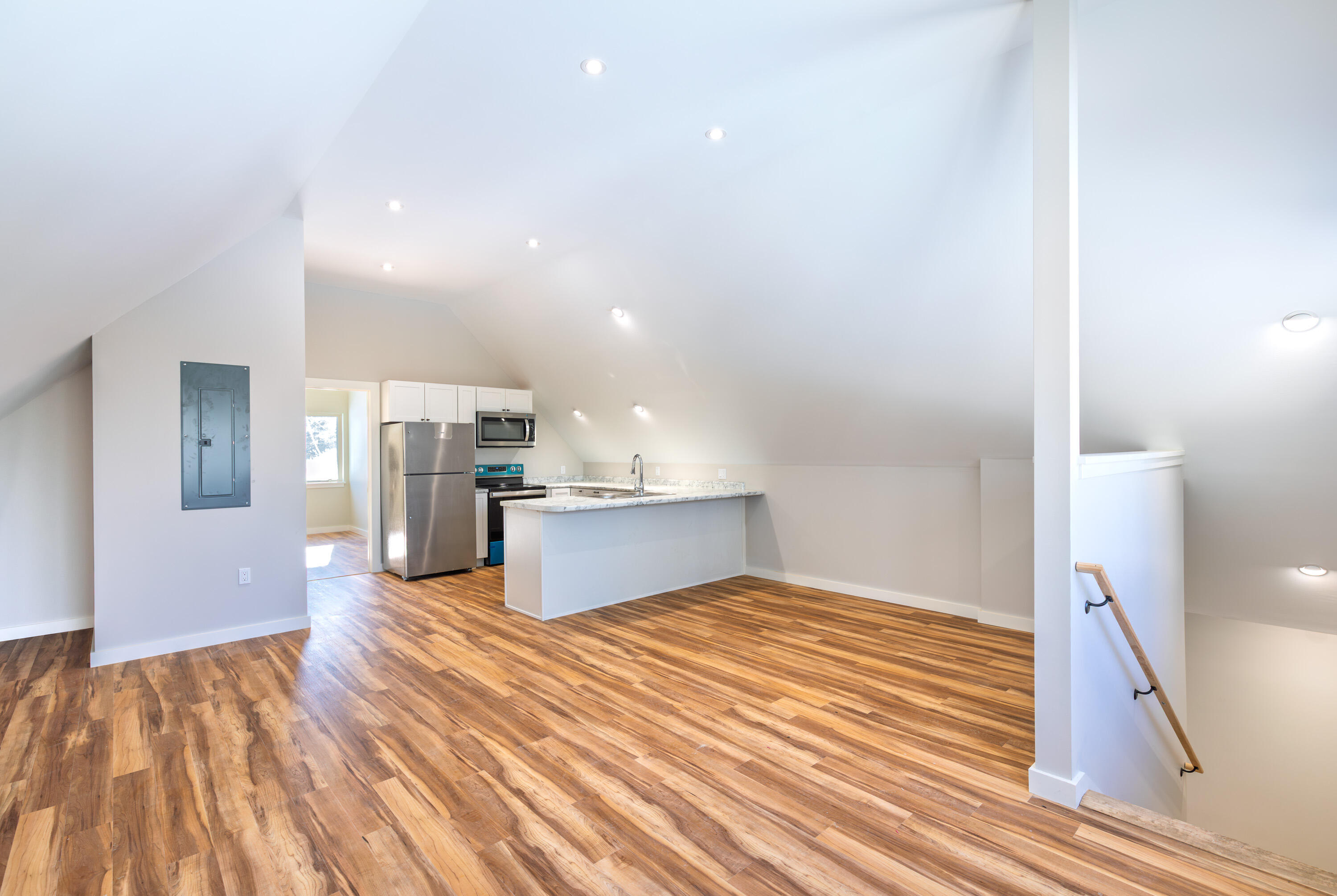9 E Pond Road