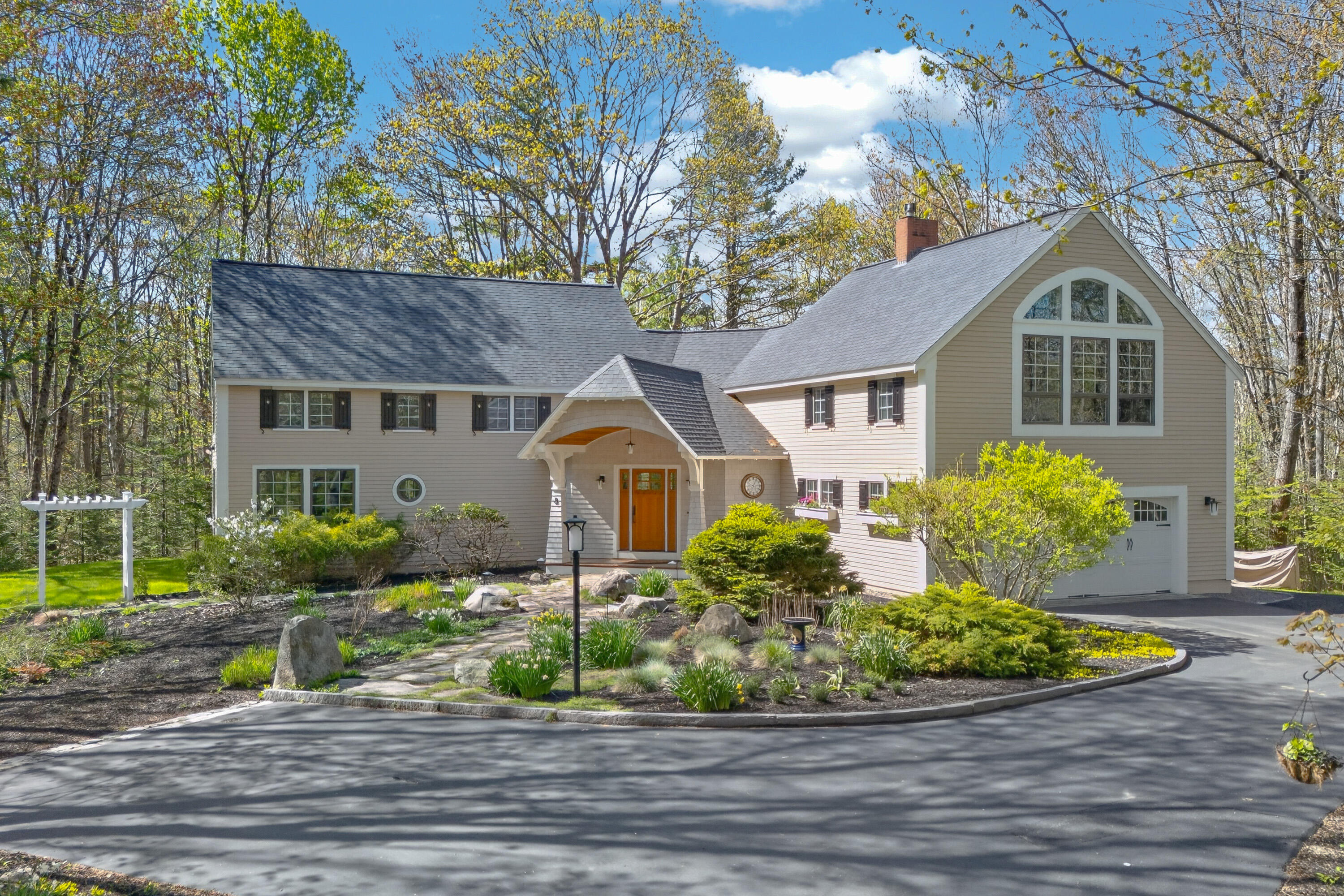 8 Tyler Brook Road