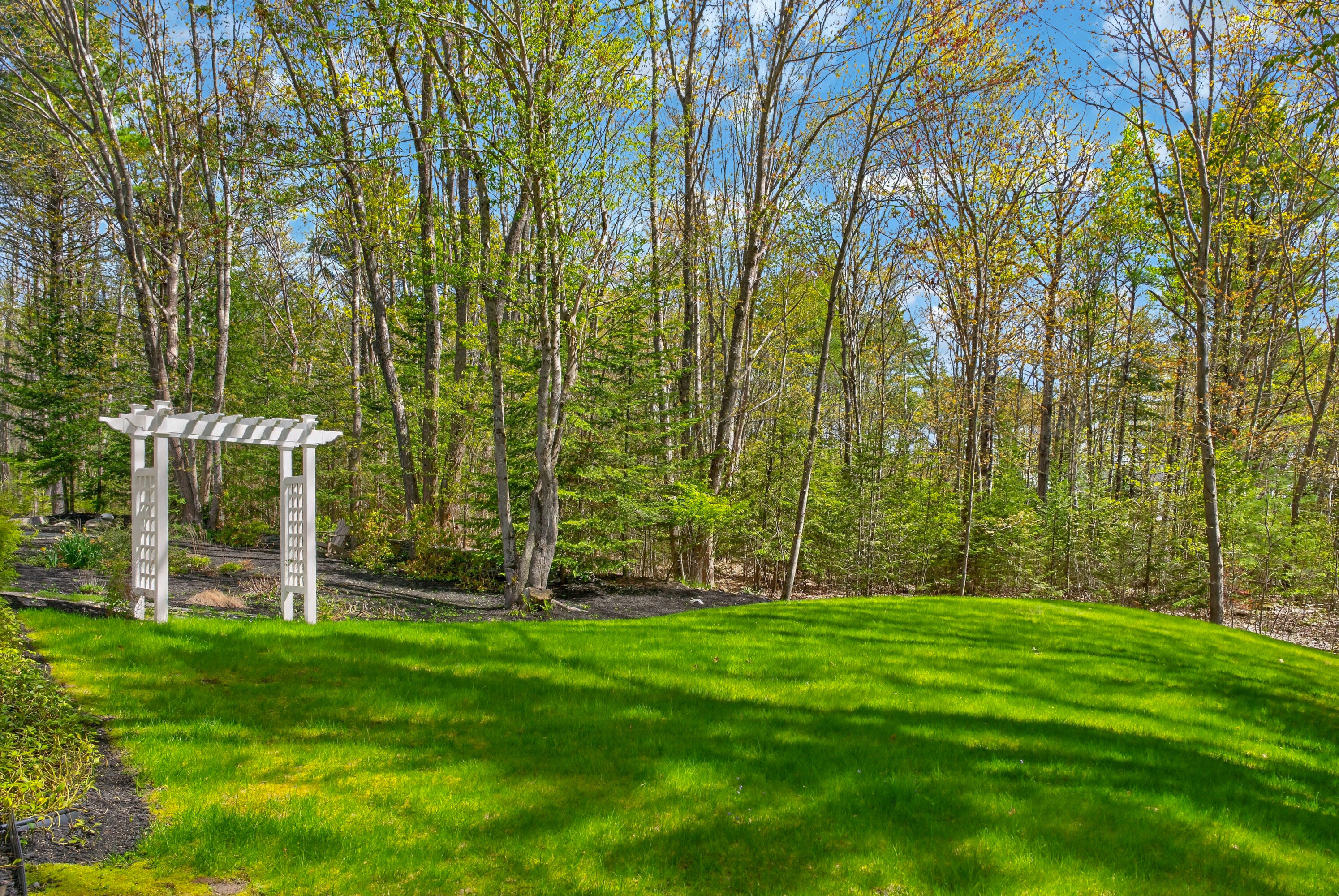 8 Tyler Brook Road