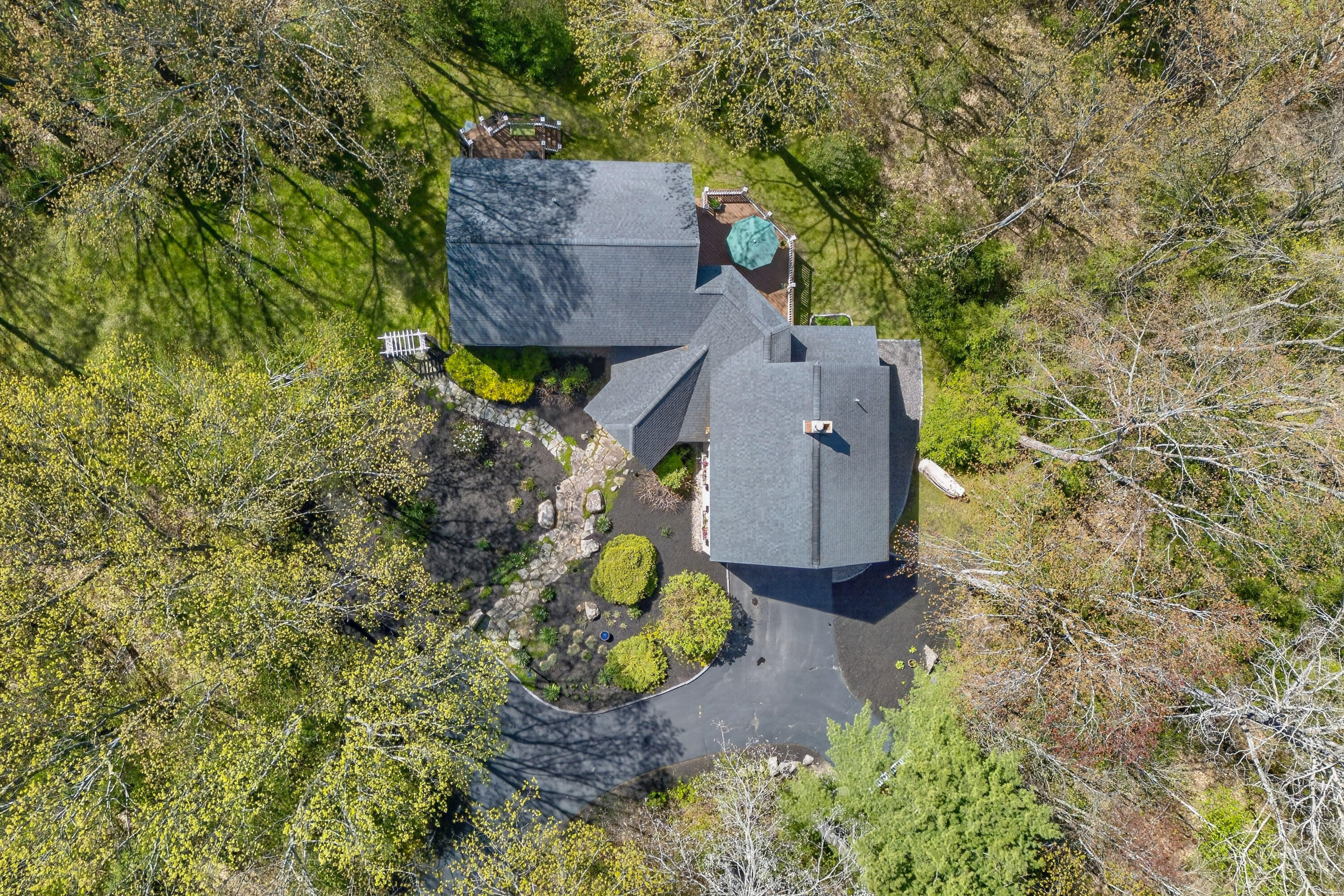 8 Tyler Brook Road