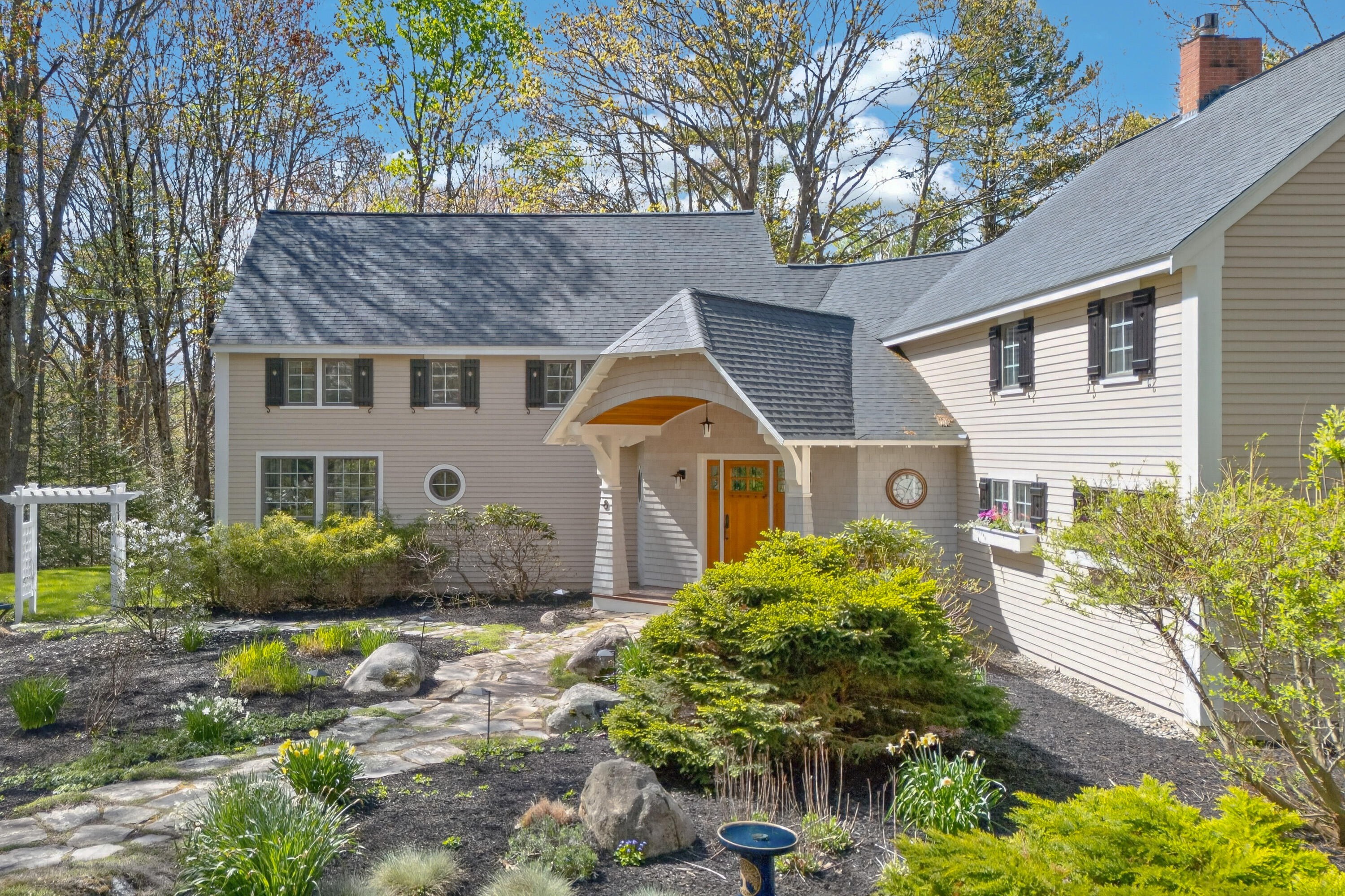 8 Tyler Brook Road