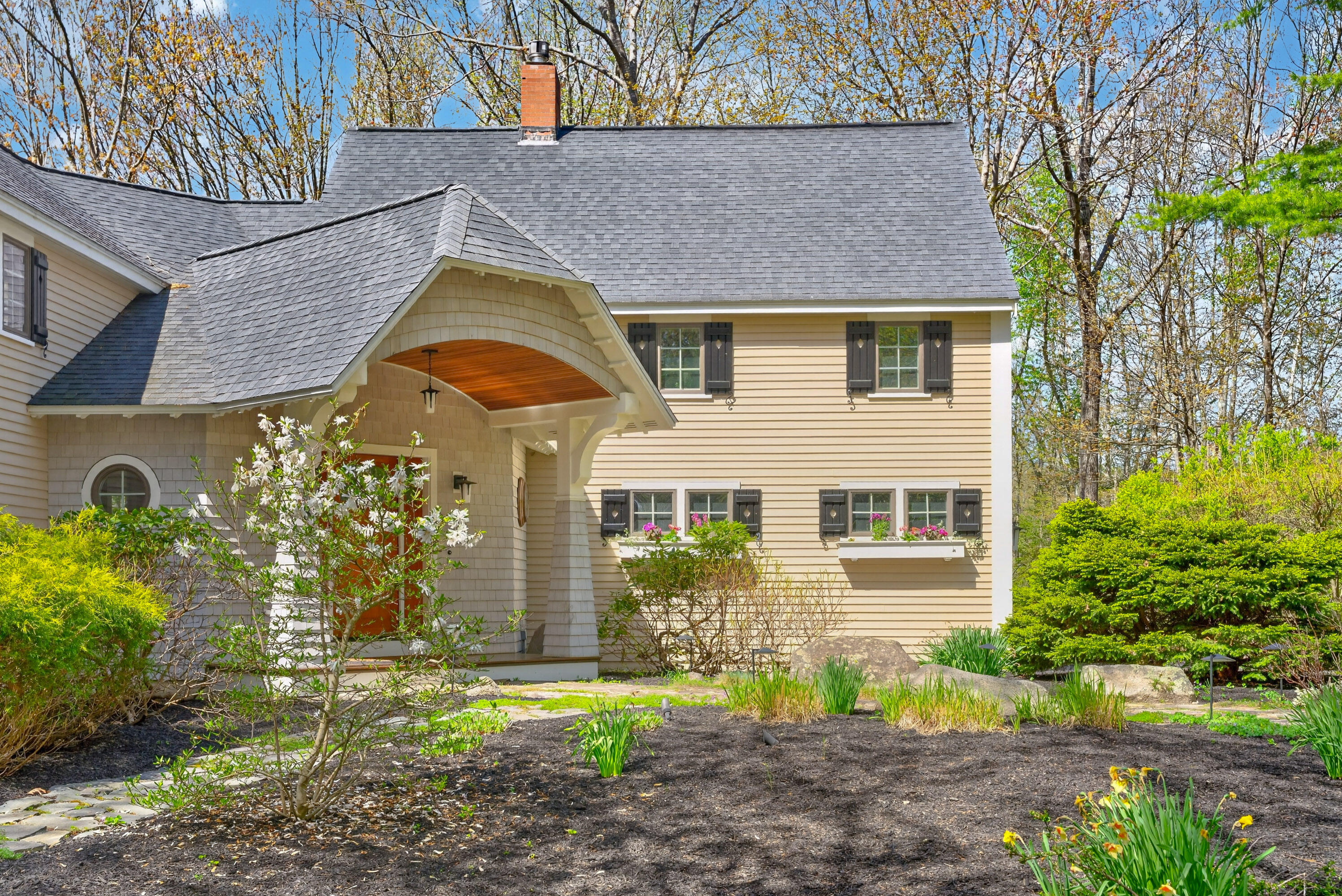8 Tyler Brook Road
