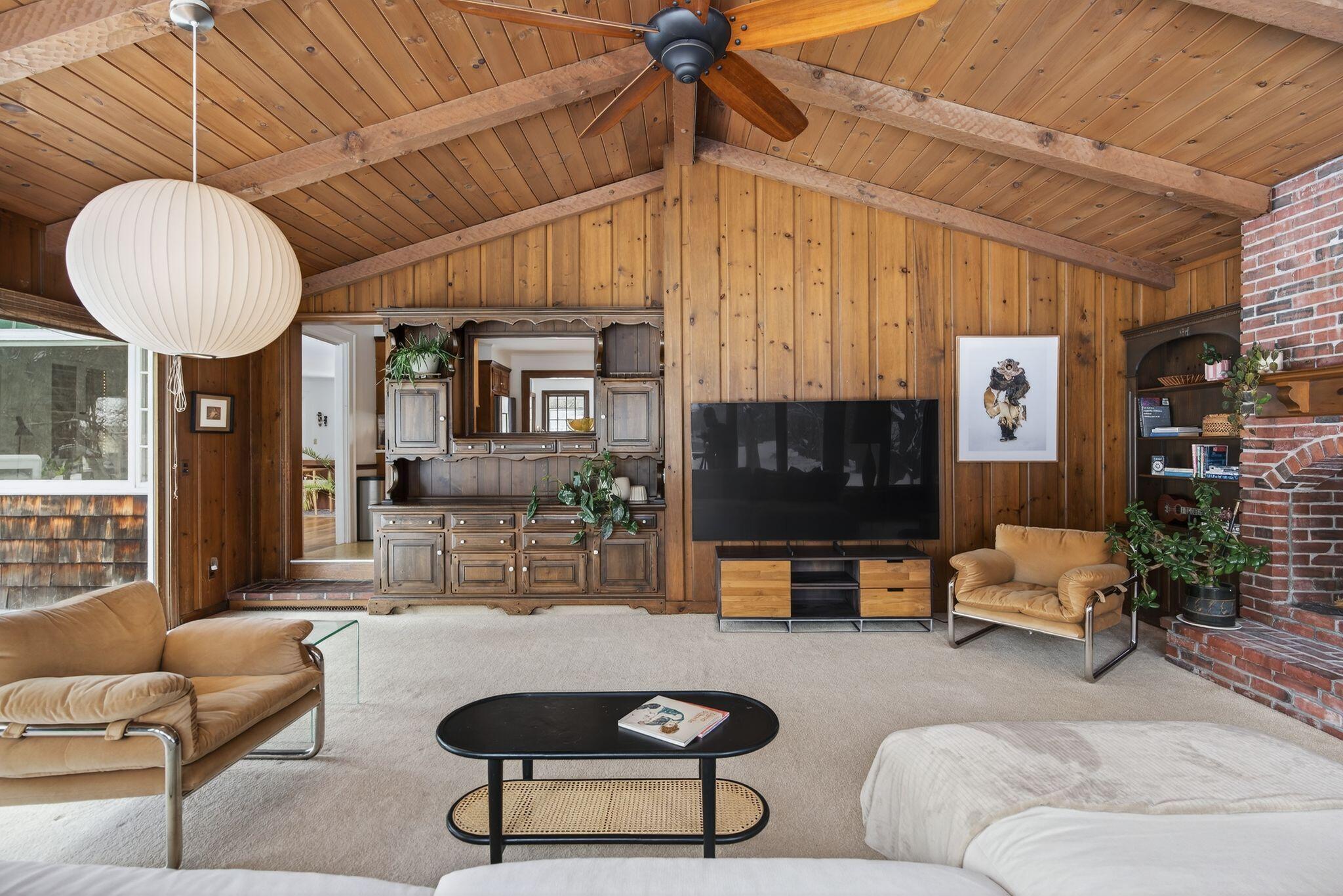 295 Ferry Road