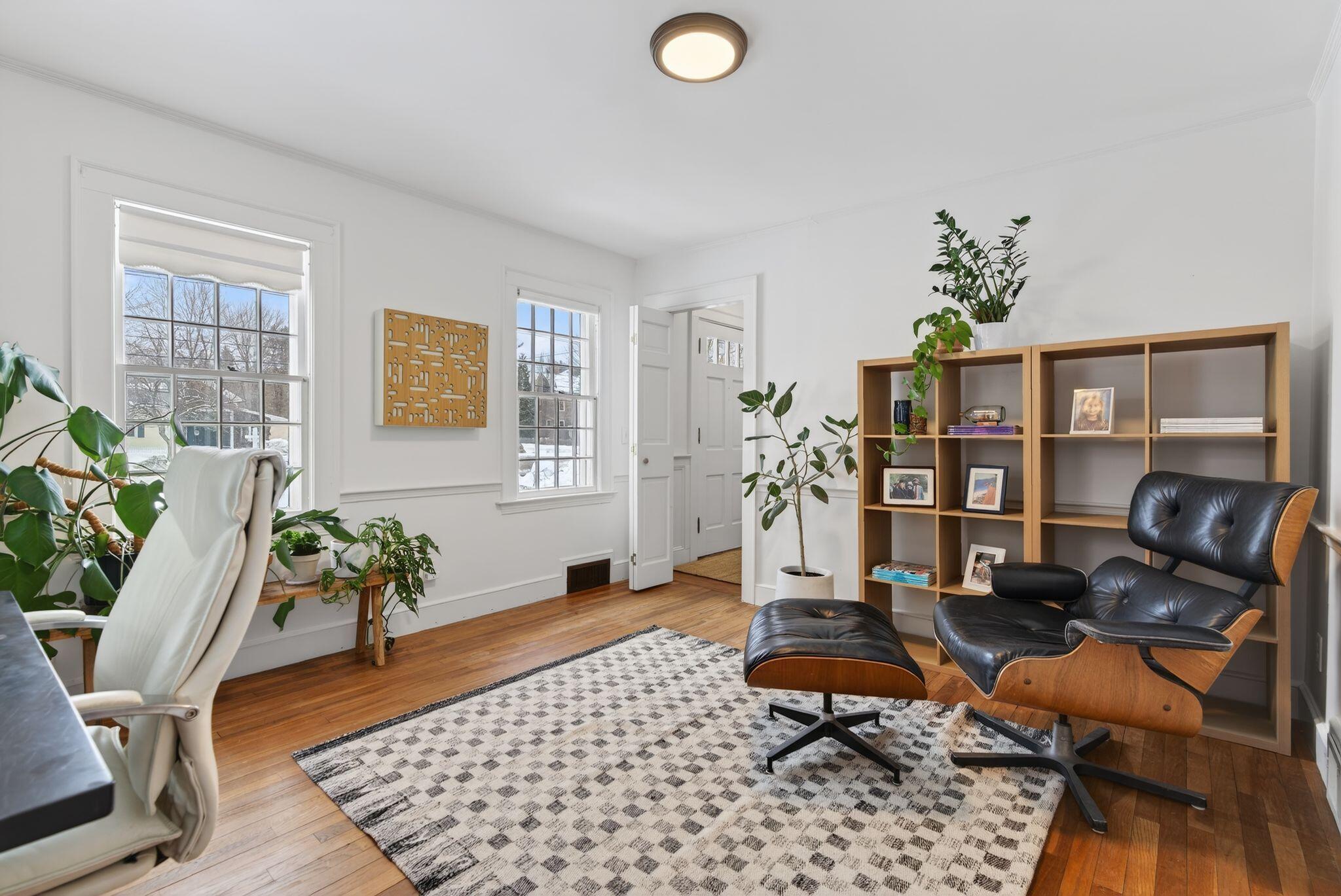 295 Ferry Road