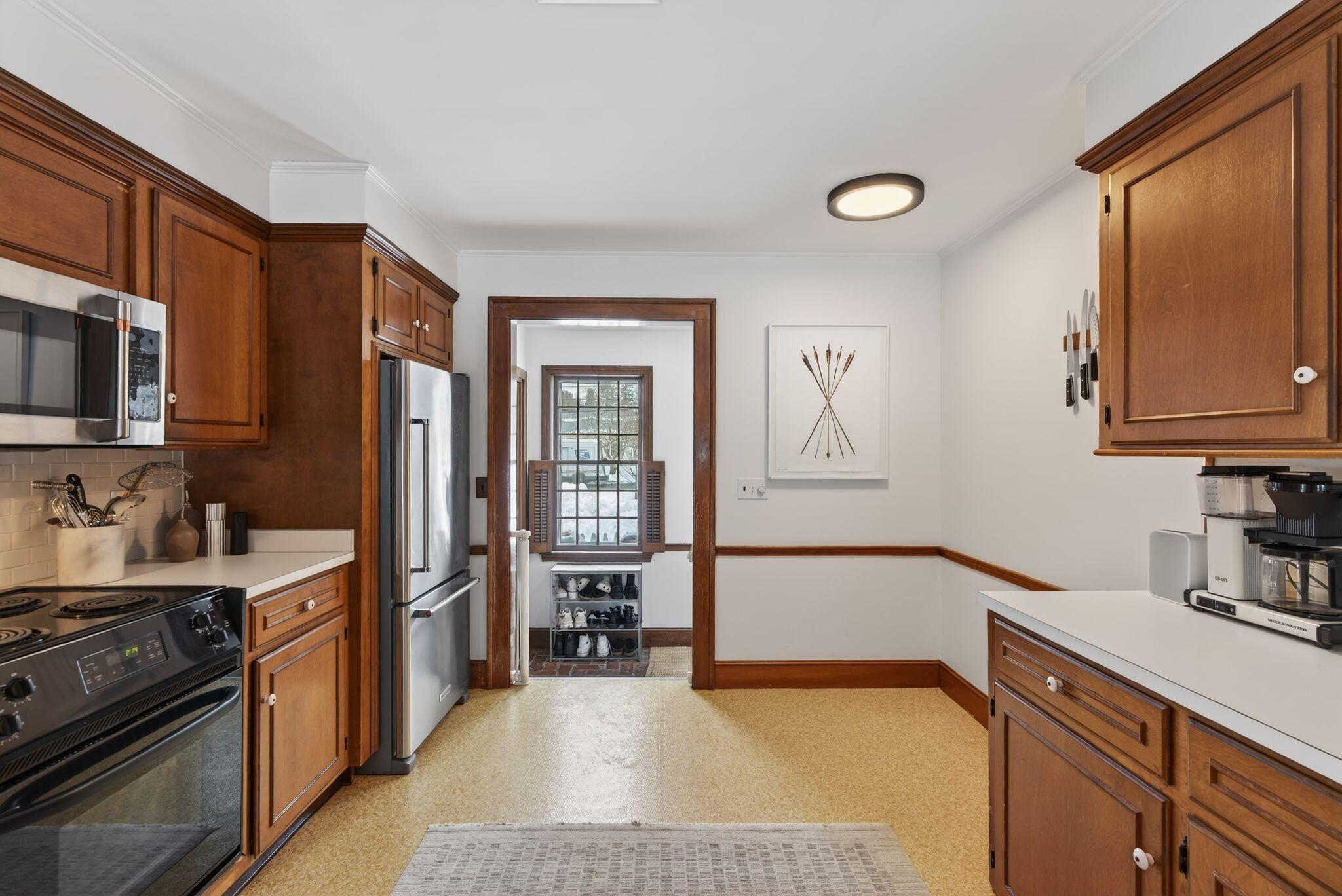 295 Ferry Road