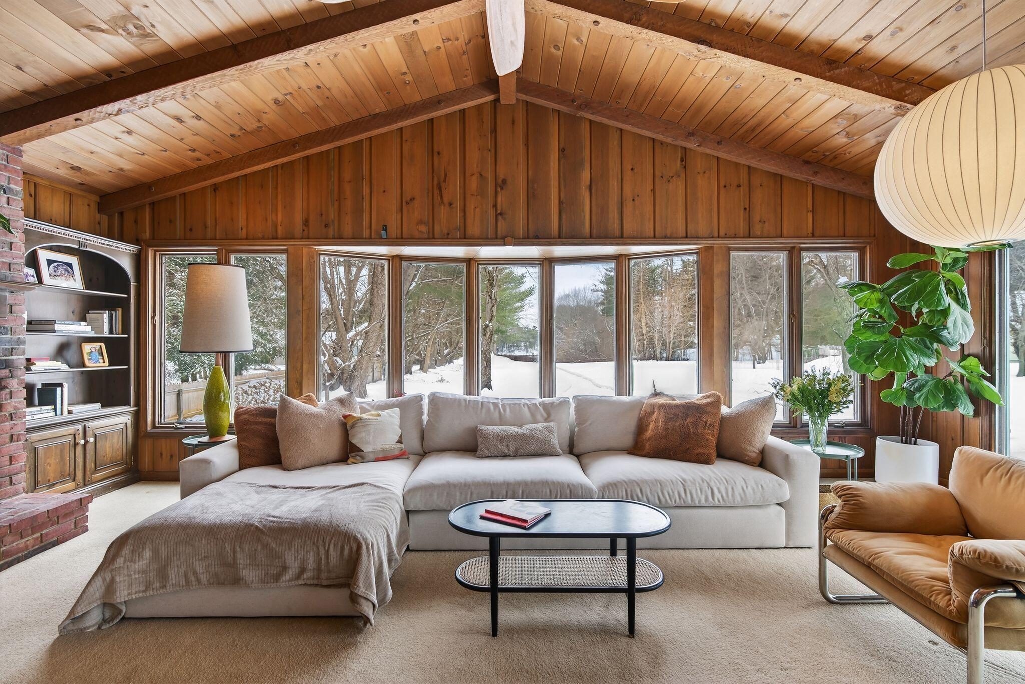 295 Ferry Road