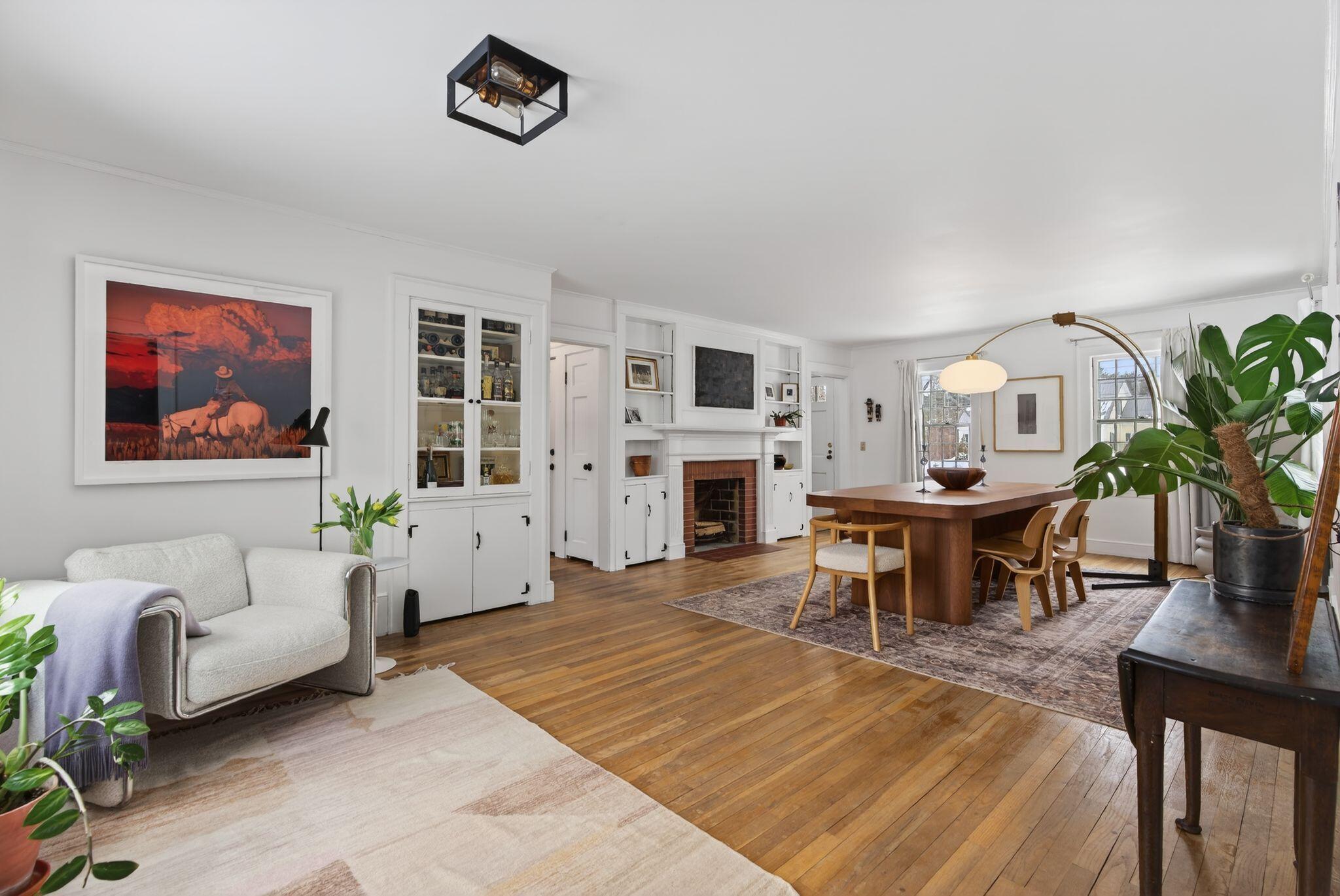295 Ferry Road