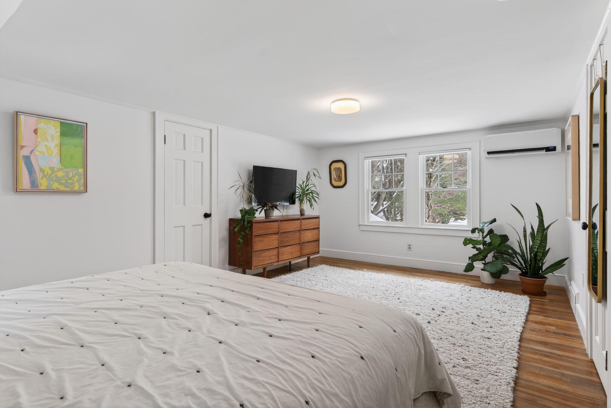 295 Ferry Road