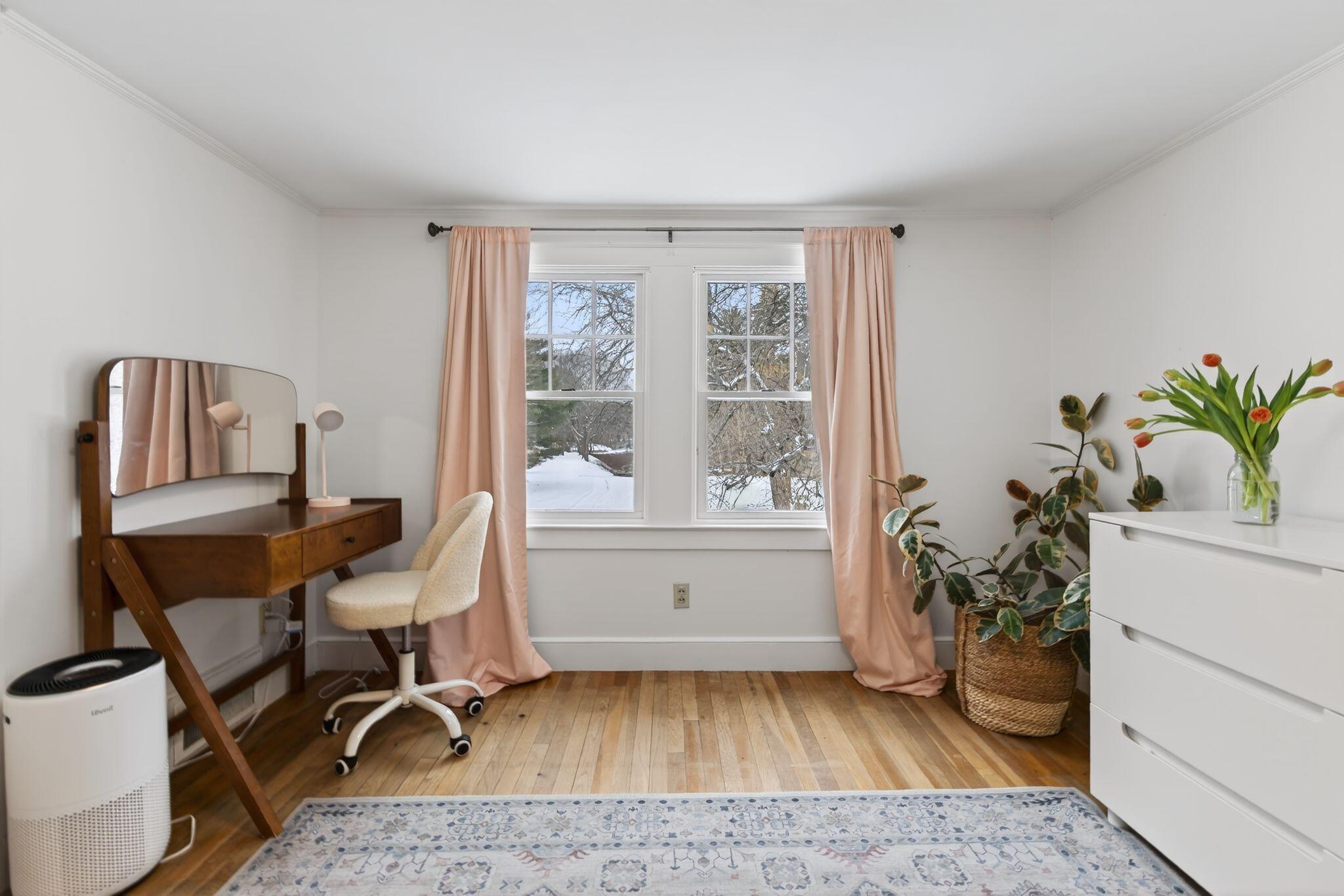295 Ferry Road